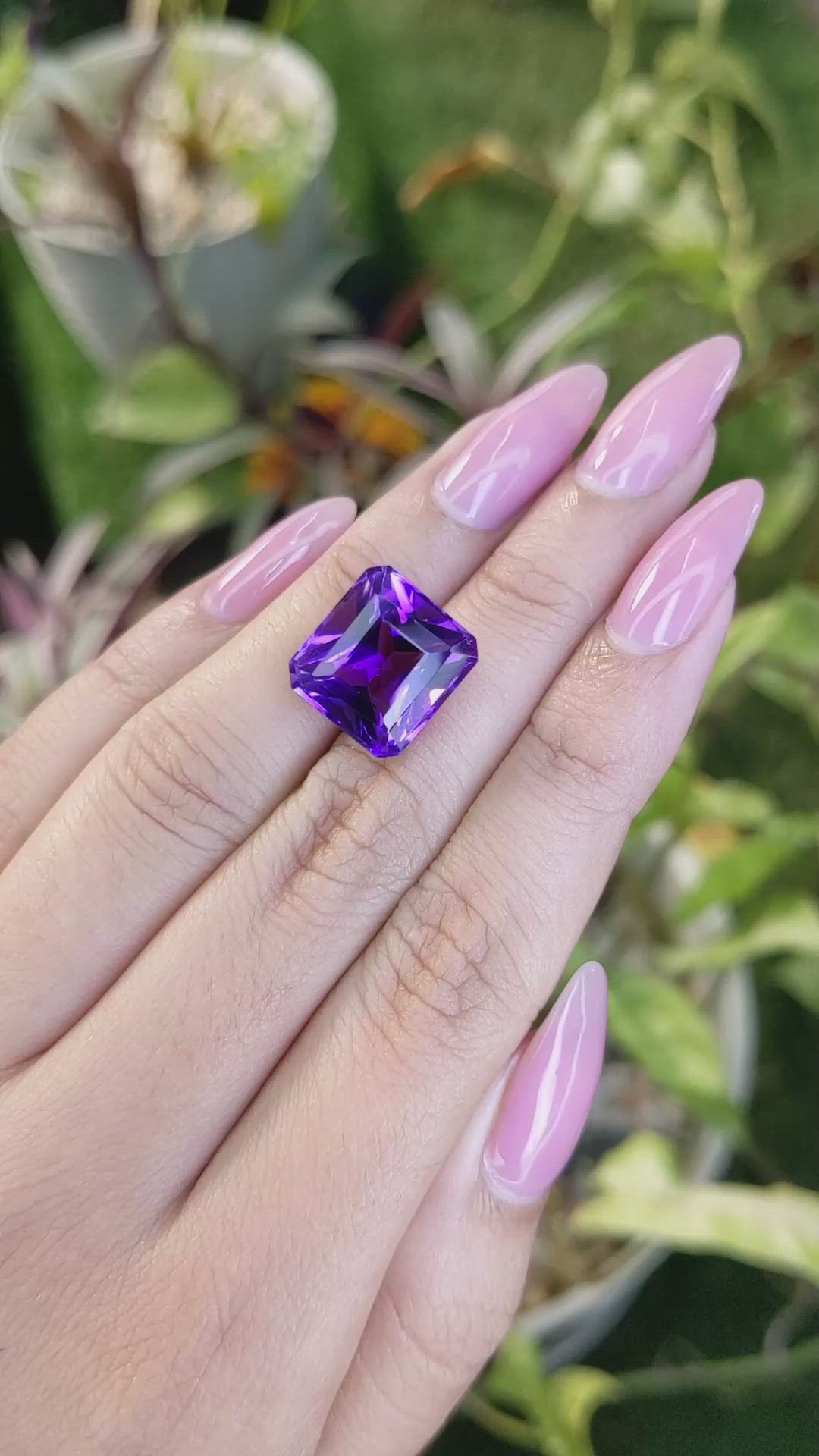 12.24 Ct. Amethyst from Ceylon (Sri Lanka) Size Video