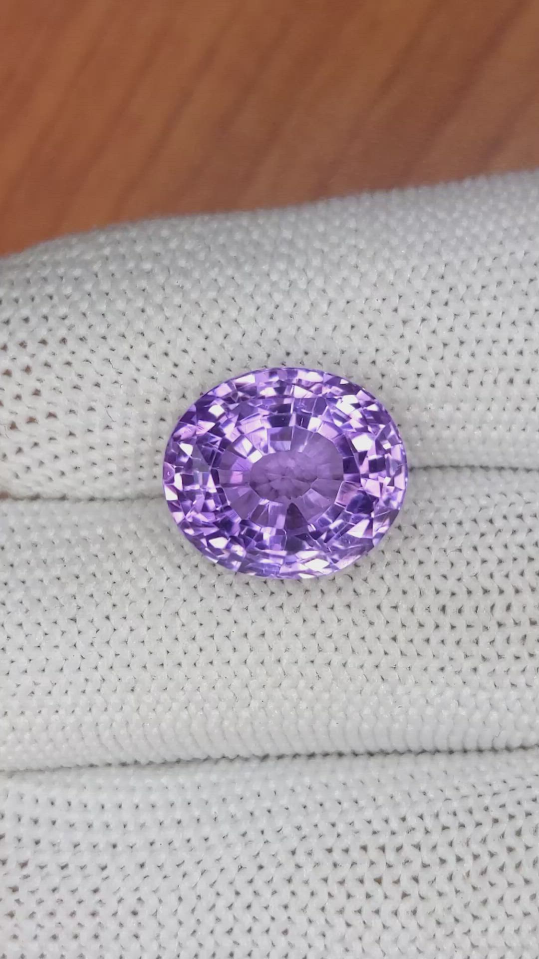 10.26 Ct. White Opal from Ceylon (Sri Lanka) Size Video