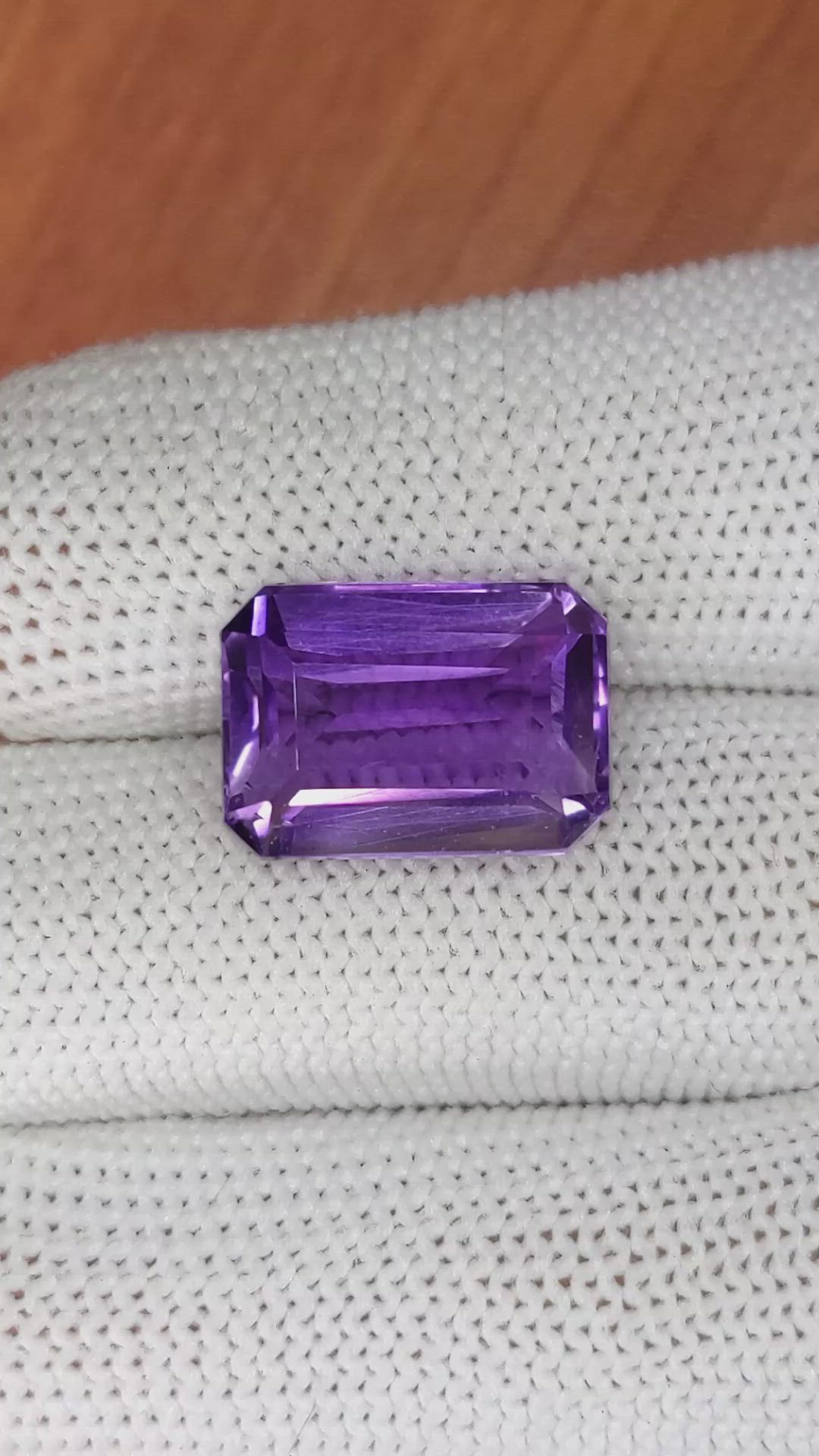 10.12 Ct. Amethyst from Ceylon (Sri Lanka) Size Video
