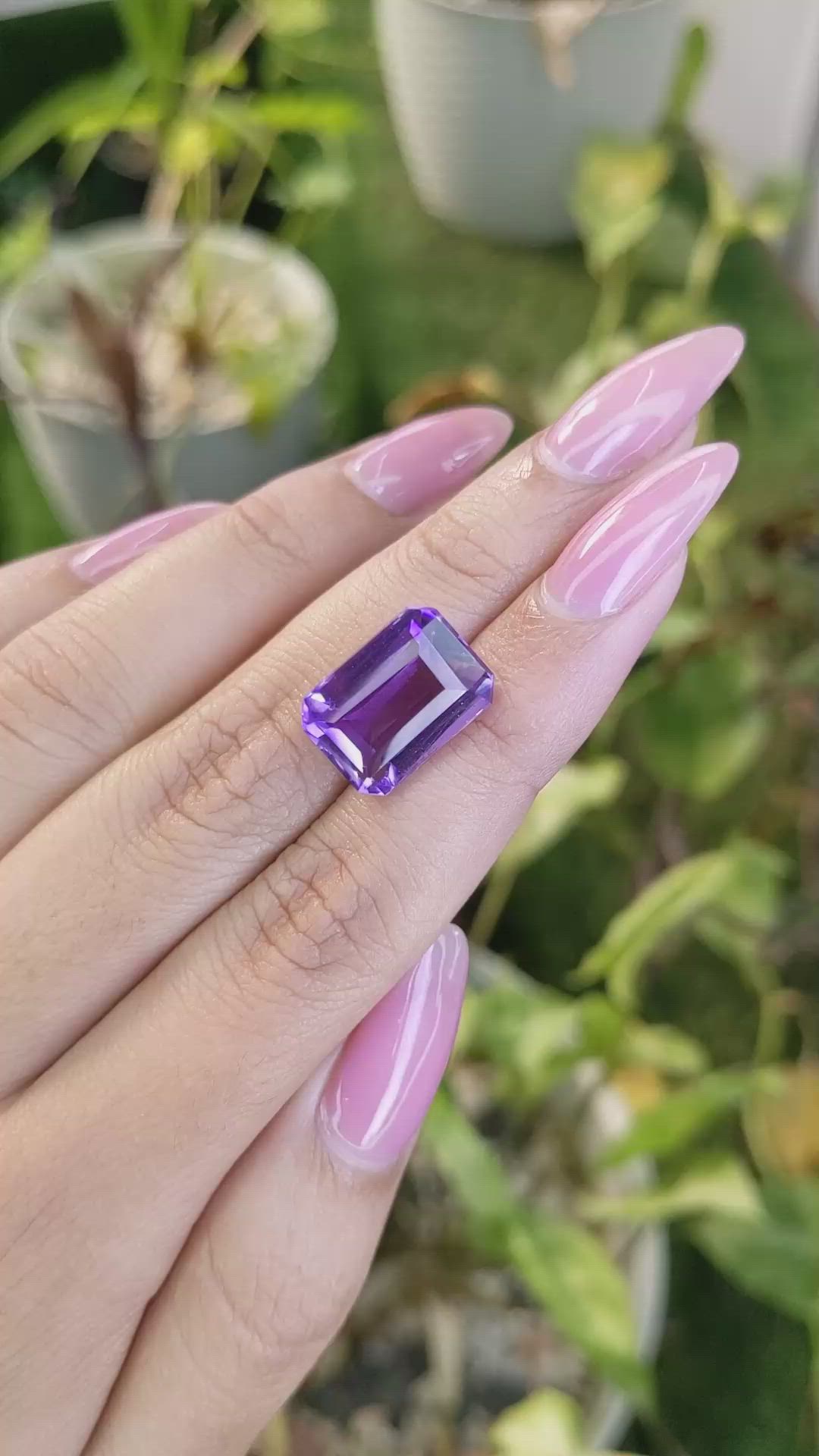 10.12 Ct. Amethyst from Ceylon (Sri Lanka) Size Video