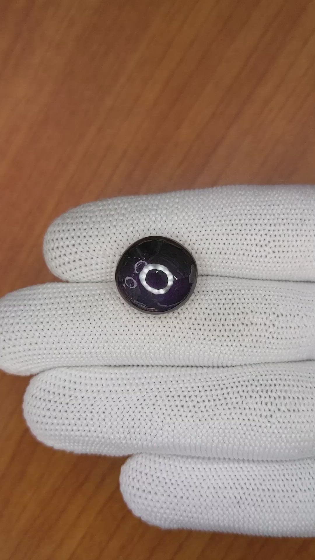 18.24 Ct. Purple Star Garnet from Ceylon (Sri Lanka) Size Video