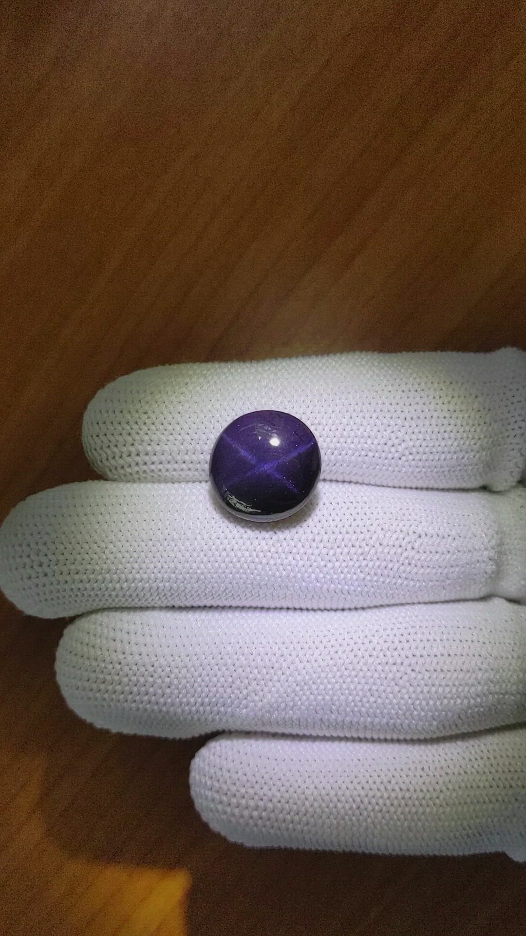 18.24 Ct. Purple Star Garnet from Ceylon (Sri Lanka) Size Video