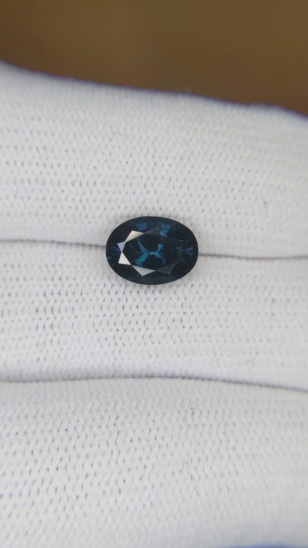 1.94 Ct. Spinel from Ceylon (Sri Lanka) Size Video