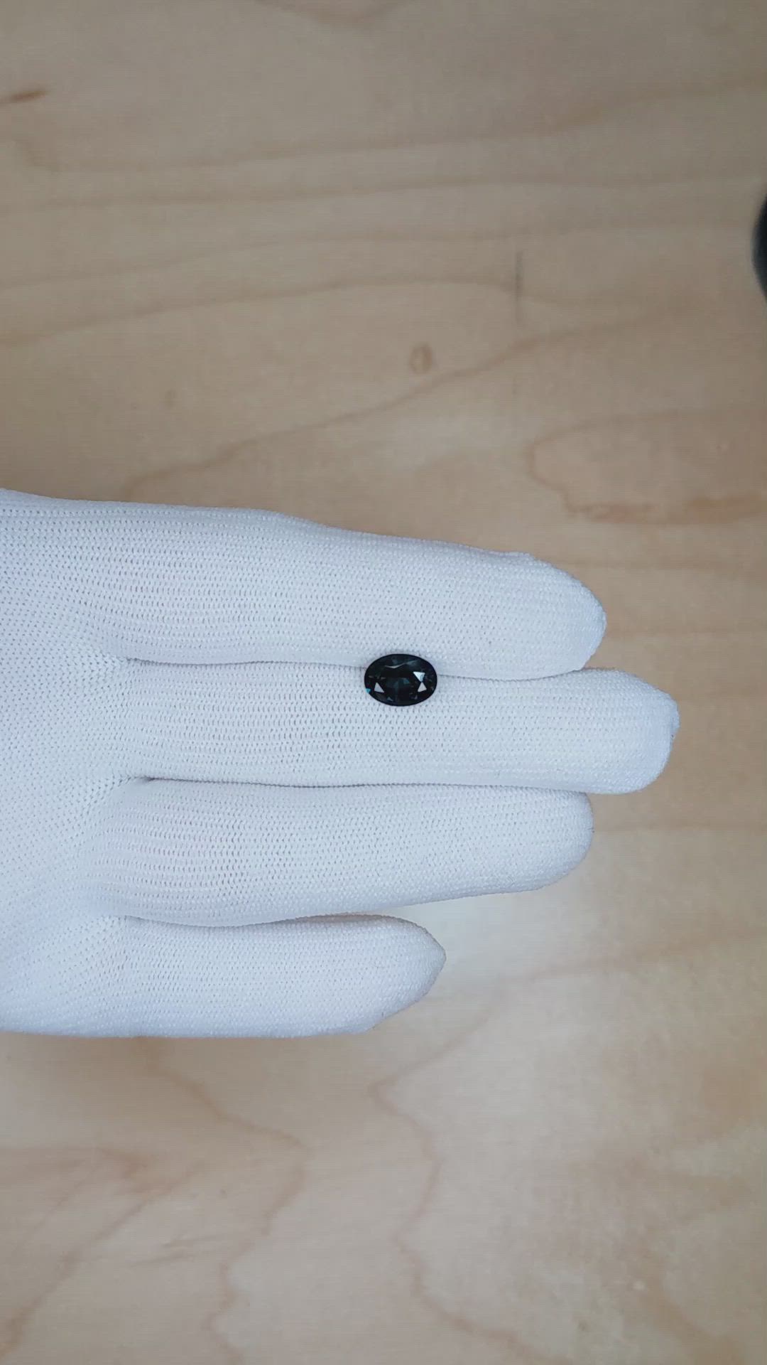 1.94 Ct. Spinel from Ceylon (Sri Lanka) Size Video