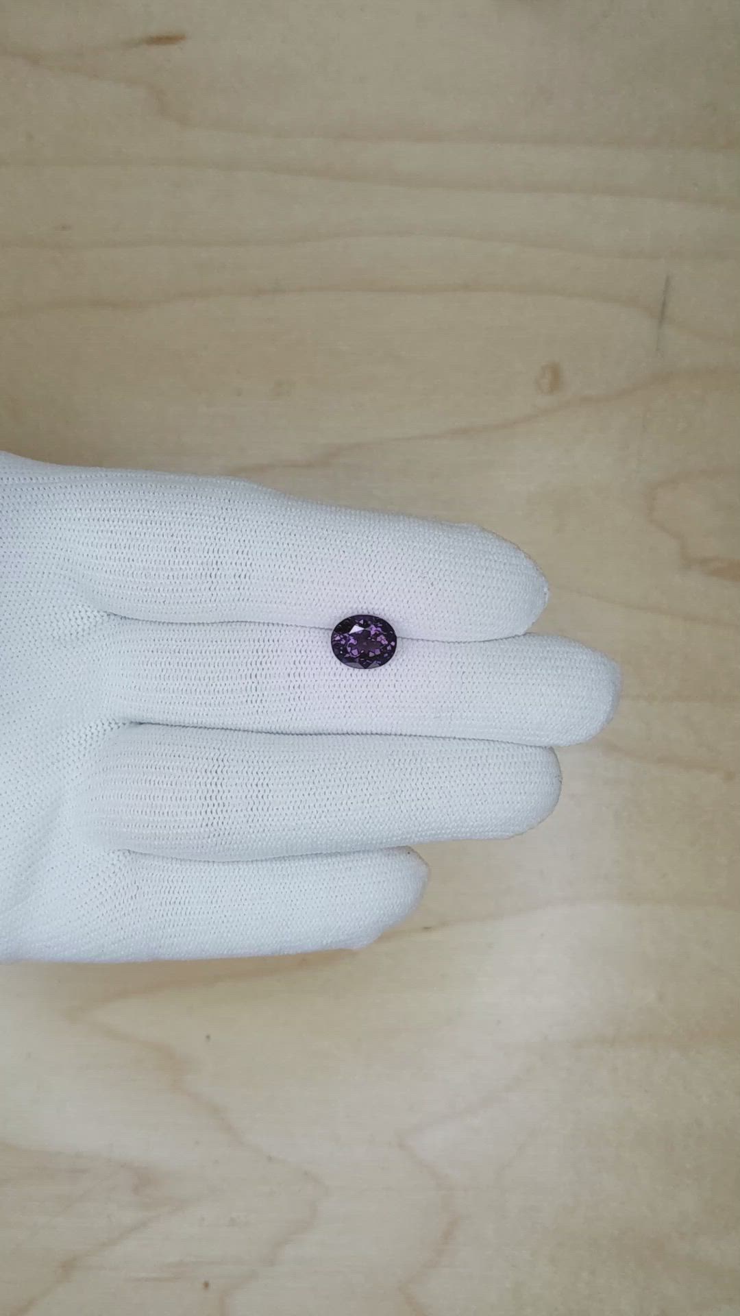 2.26 Ct. Spinel from Ceylon (Sri Lanka) Size Video