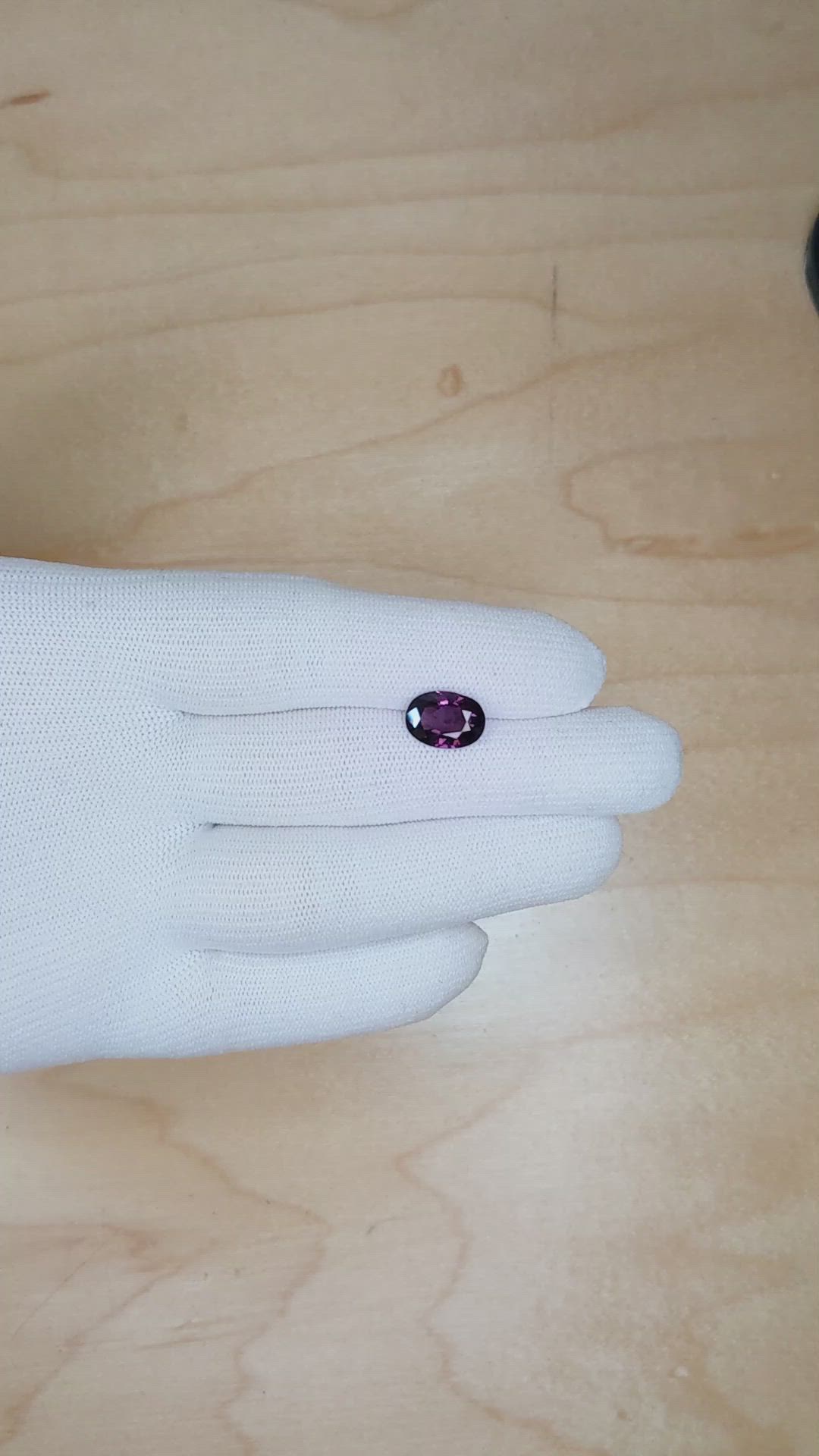 2.92 Ct. Spinel from Ceylon (Sri Lanka) Size Video