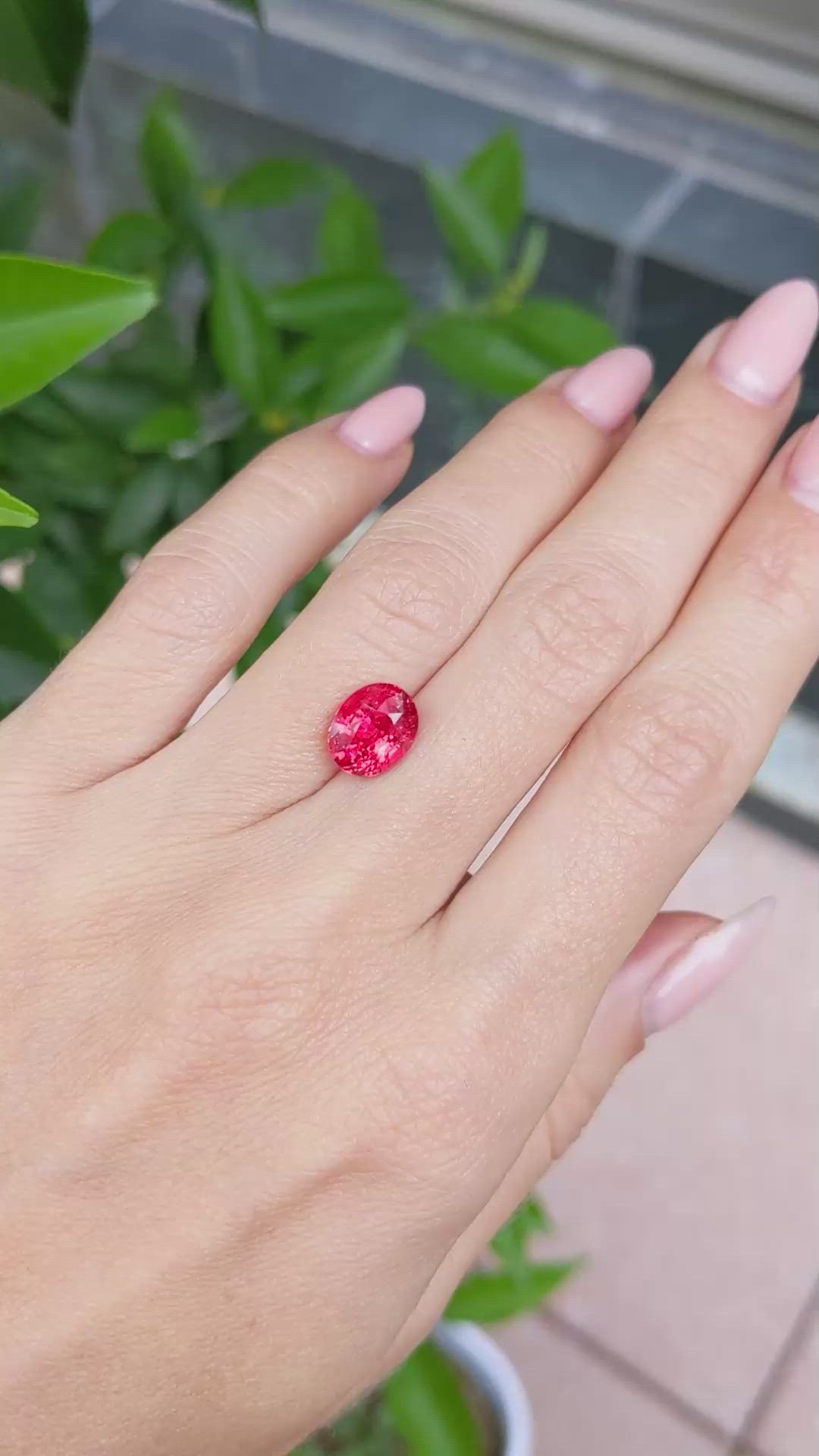 3.54 Ct. Spinel from Ceylon (Sri Lanka) Size Video