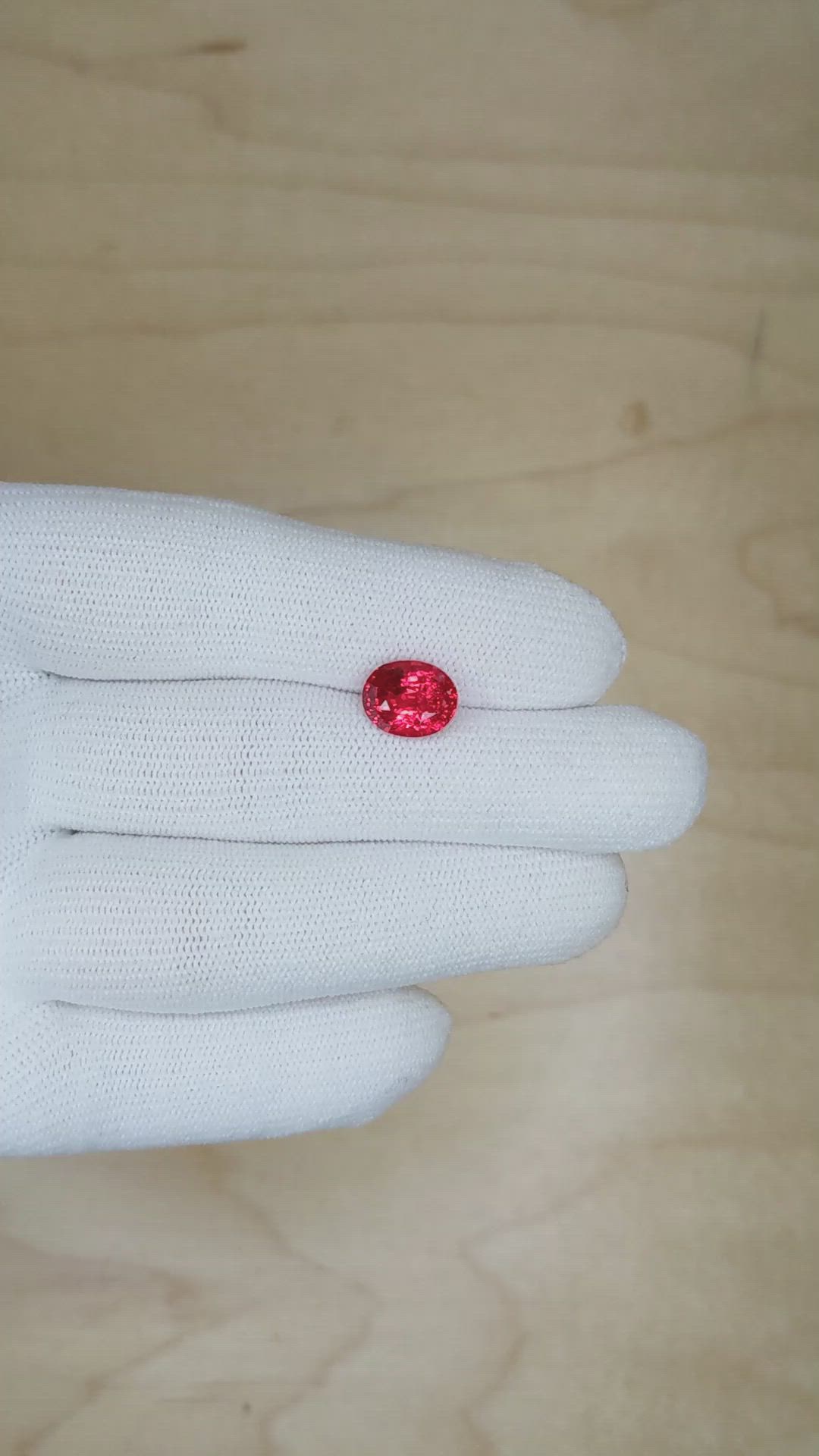 3.54 Ct. Spinel from Ceylon (Sri Lanka) Size Video