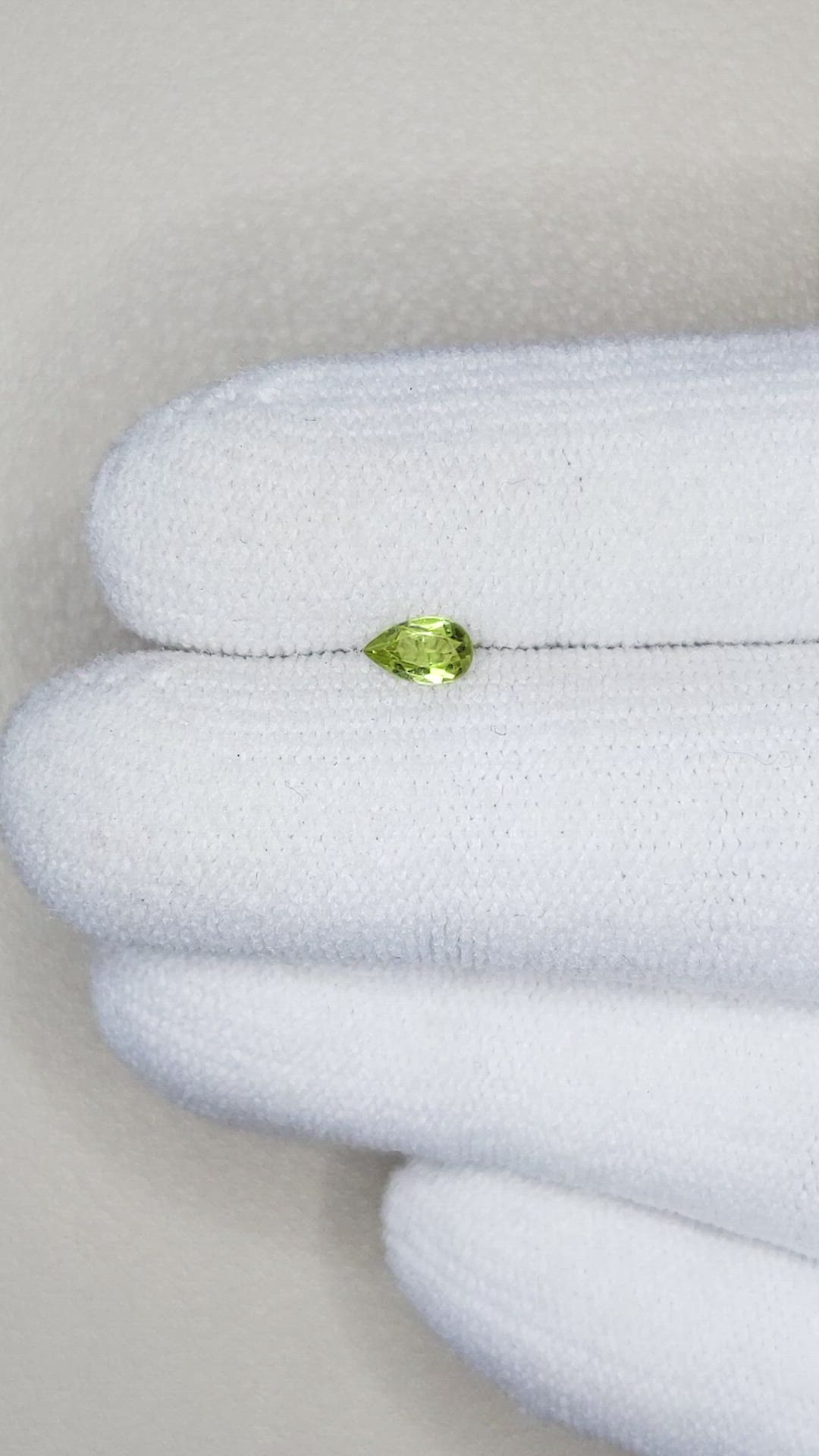 0.22 Ct. Peridot Size Video