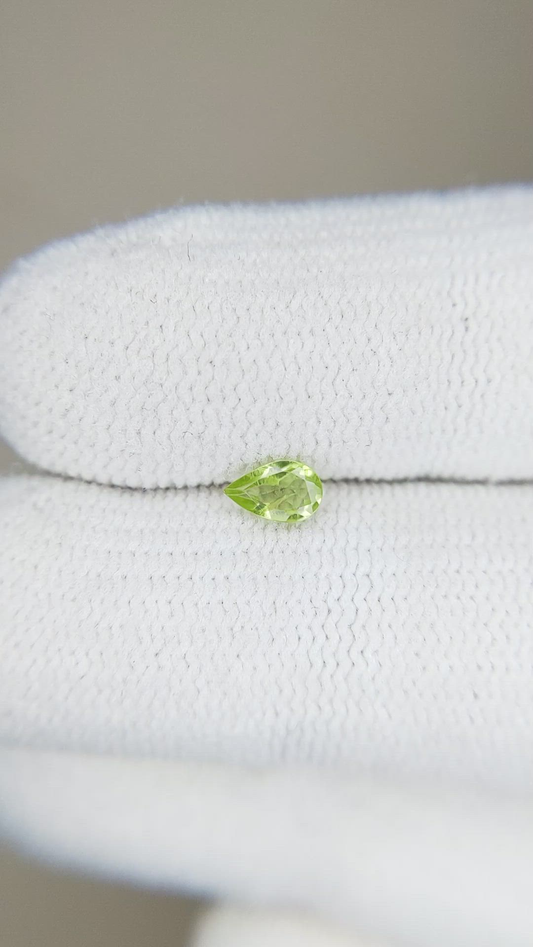 0.21 Ct. Peridot Size Video