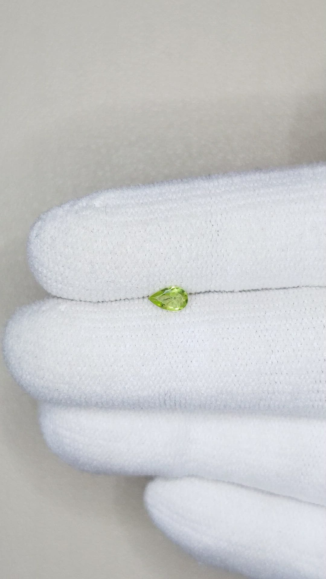 0.21 Ct. Peridot Size Video