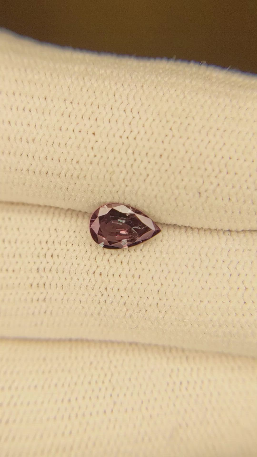 0.66 Ct. Alexandrite from Ceylon (Sri Lanka) Size Video
