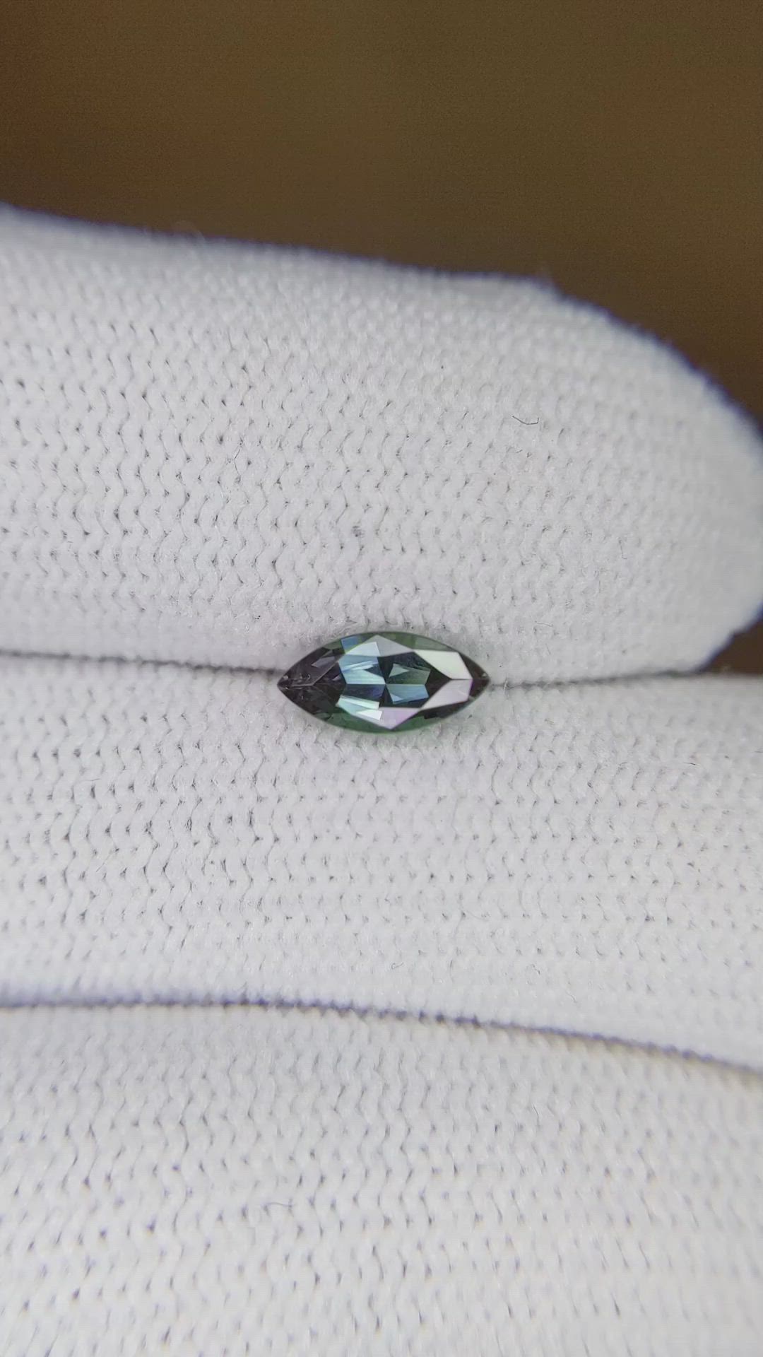 0.53 Ct. Alexandrite from Ceylon (Sri Lanka) Size Video