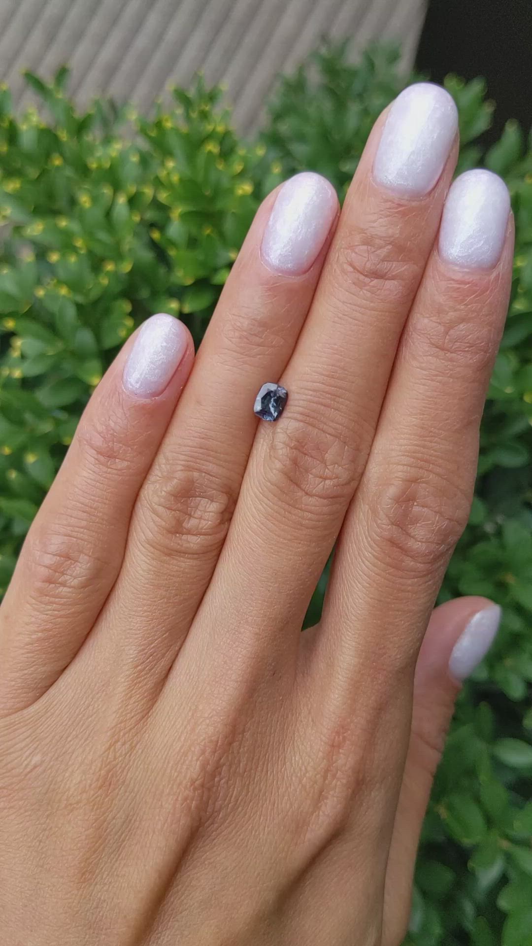 0.55 Ct. Alexandrite from Ceylon (Sri Lanka) Size Video