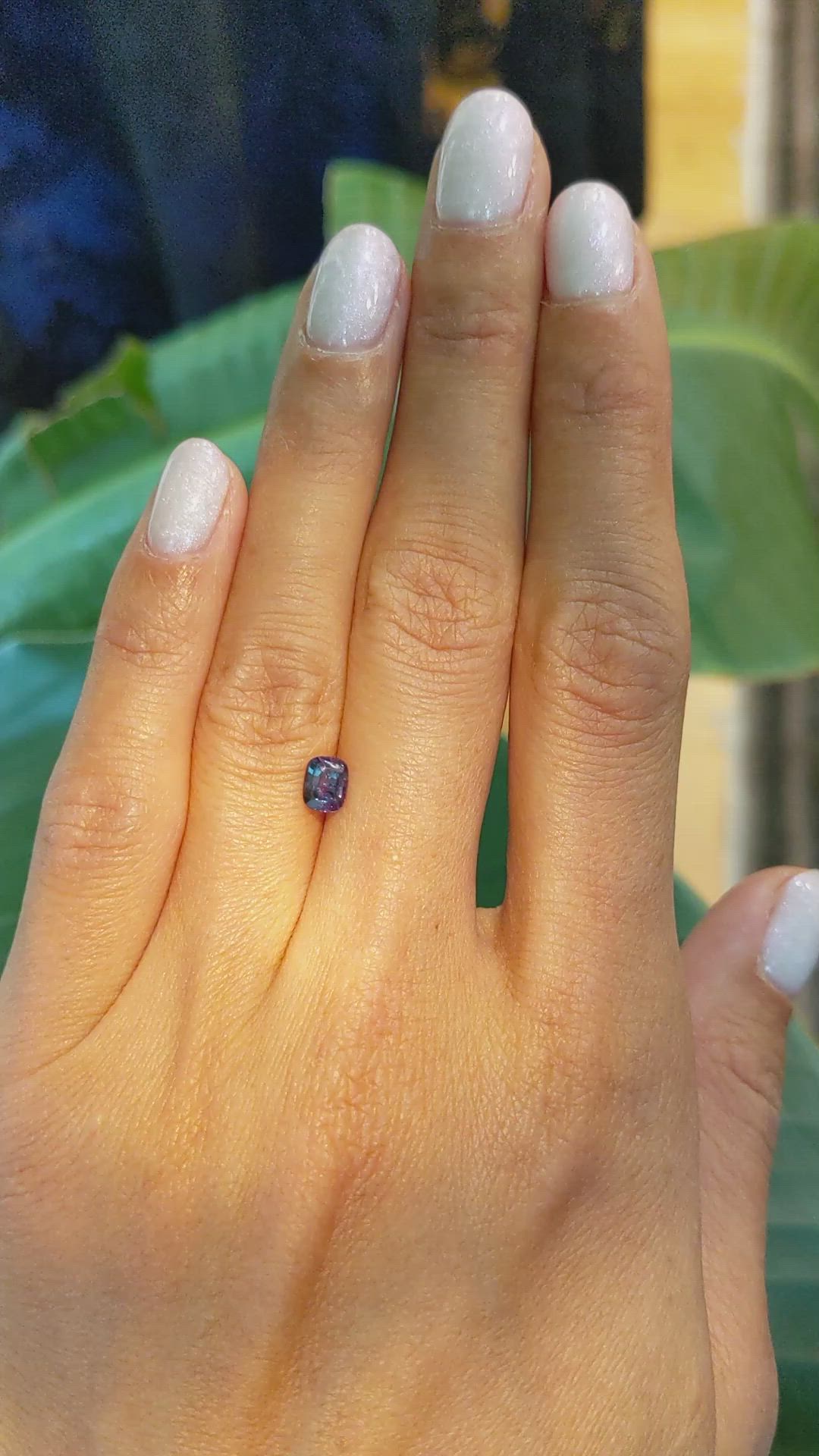 0.55 Ct. Alexandrite from Ceylon (Sri Lanka) Size Video