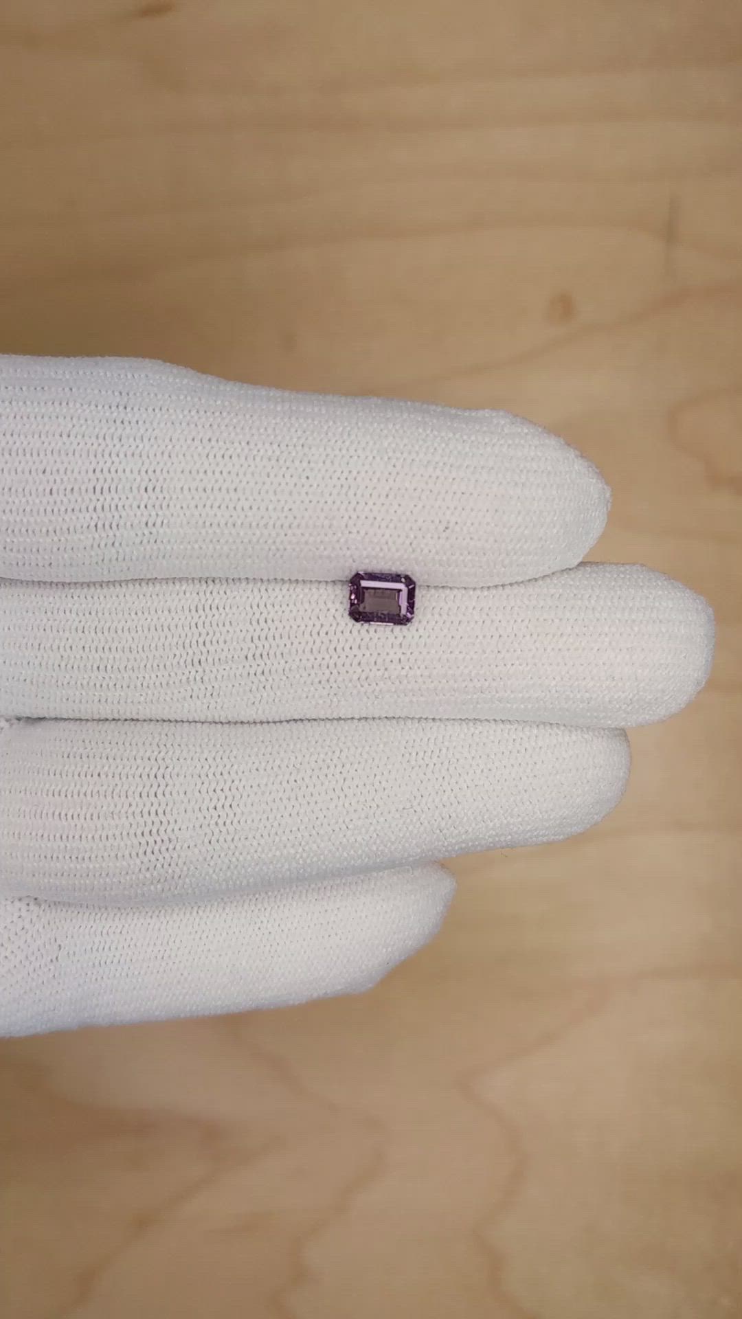 0.76 Ct. Alexandrite from Ceylon (Sri Lanka) Size Video