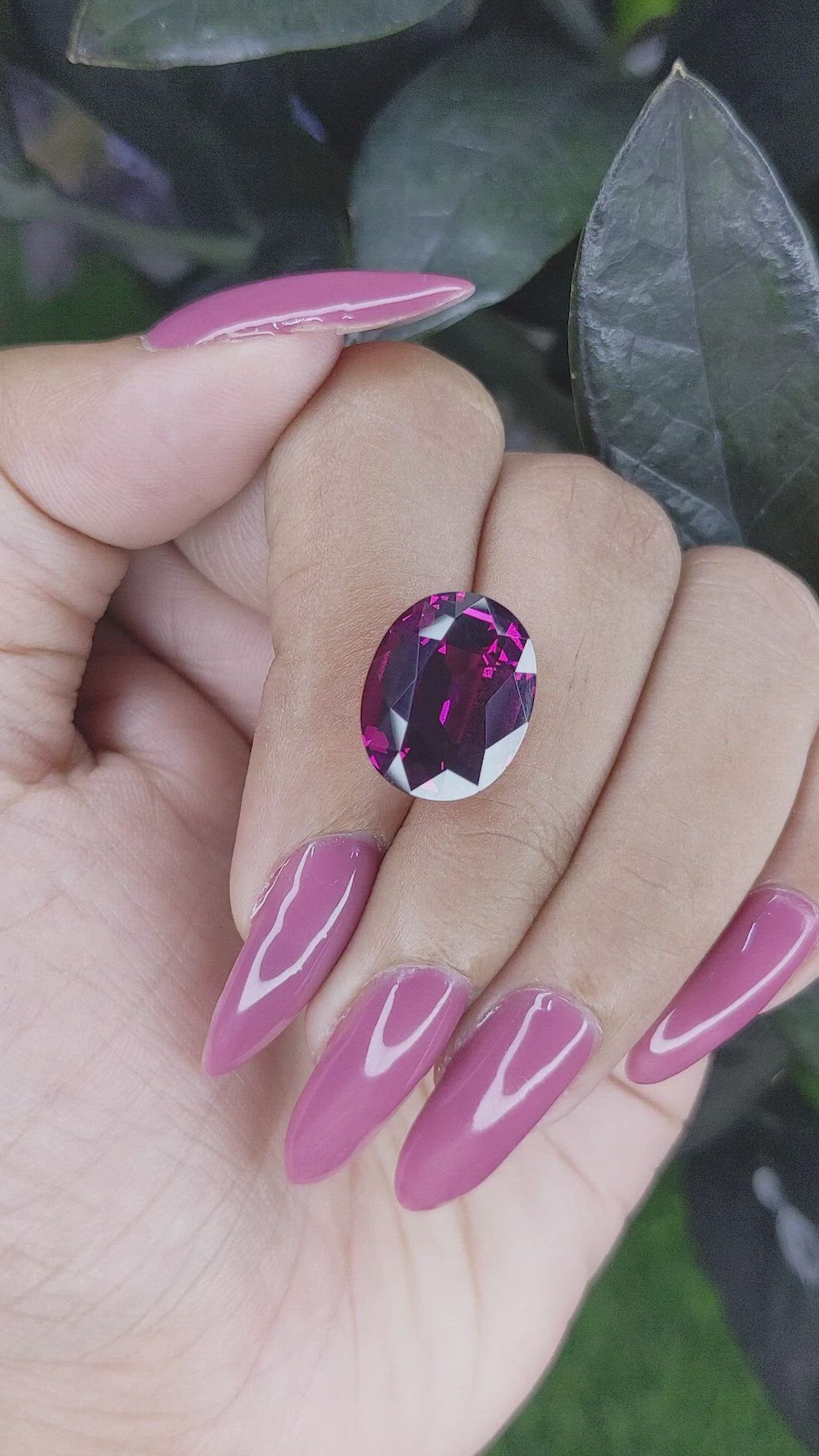 13.56 Ct. Garnet from Tanzania Size Video