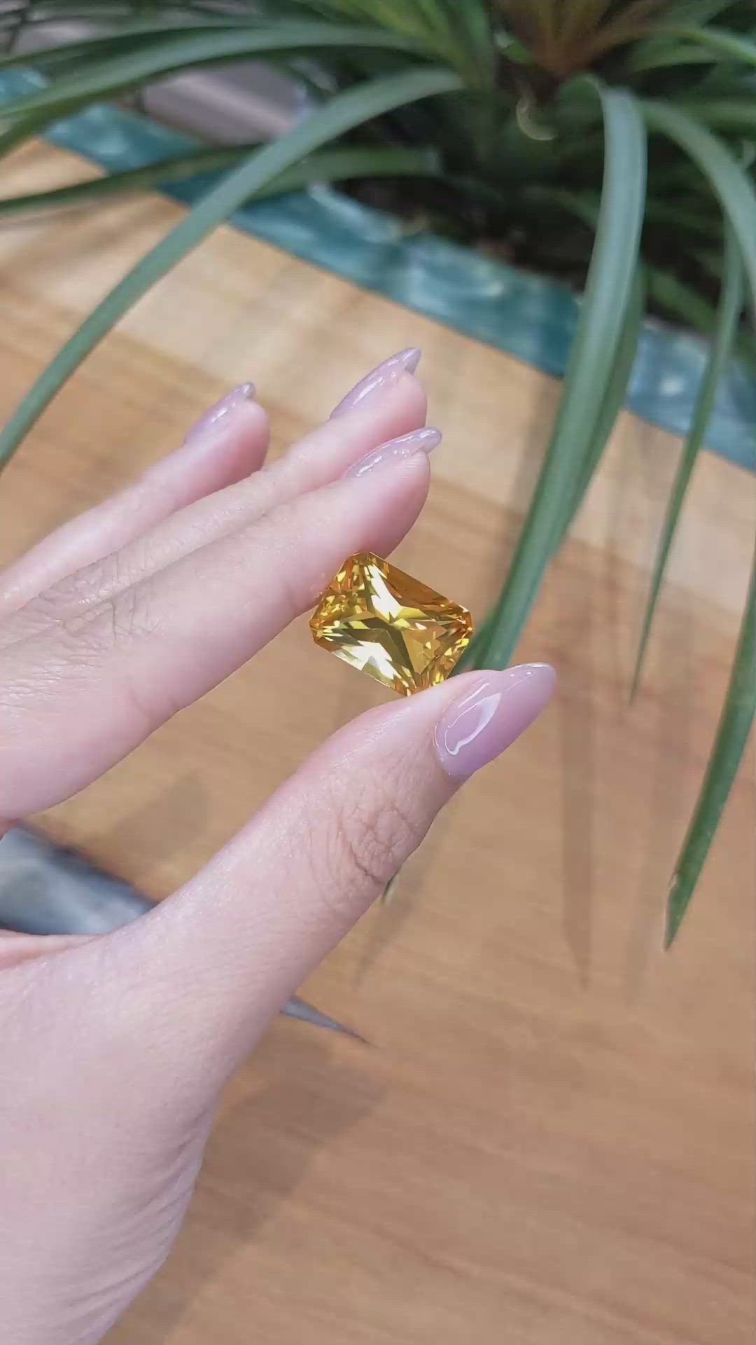 15.79 Ct. Citrine from Brazil Size Video