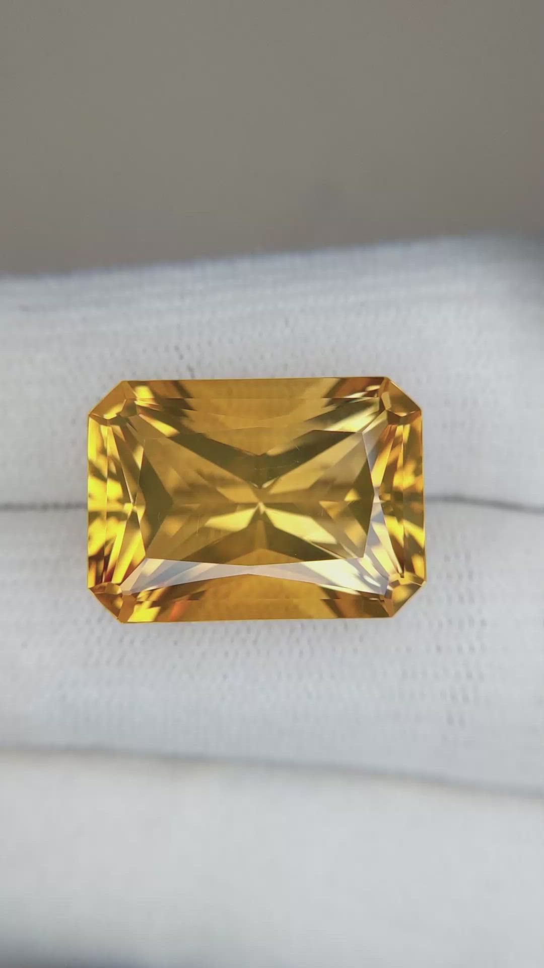 15.79 Ct. Citrine from Brazil Size Video