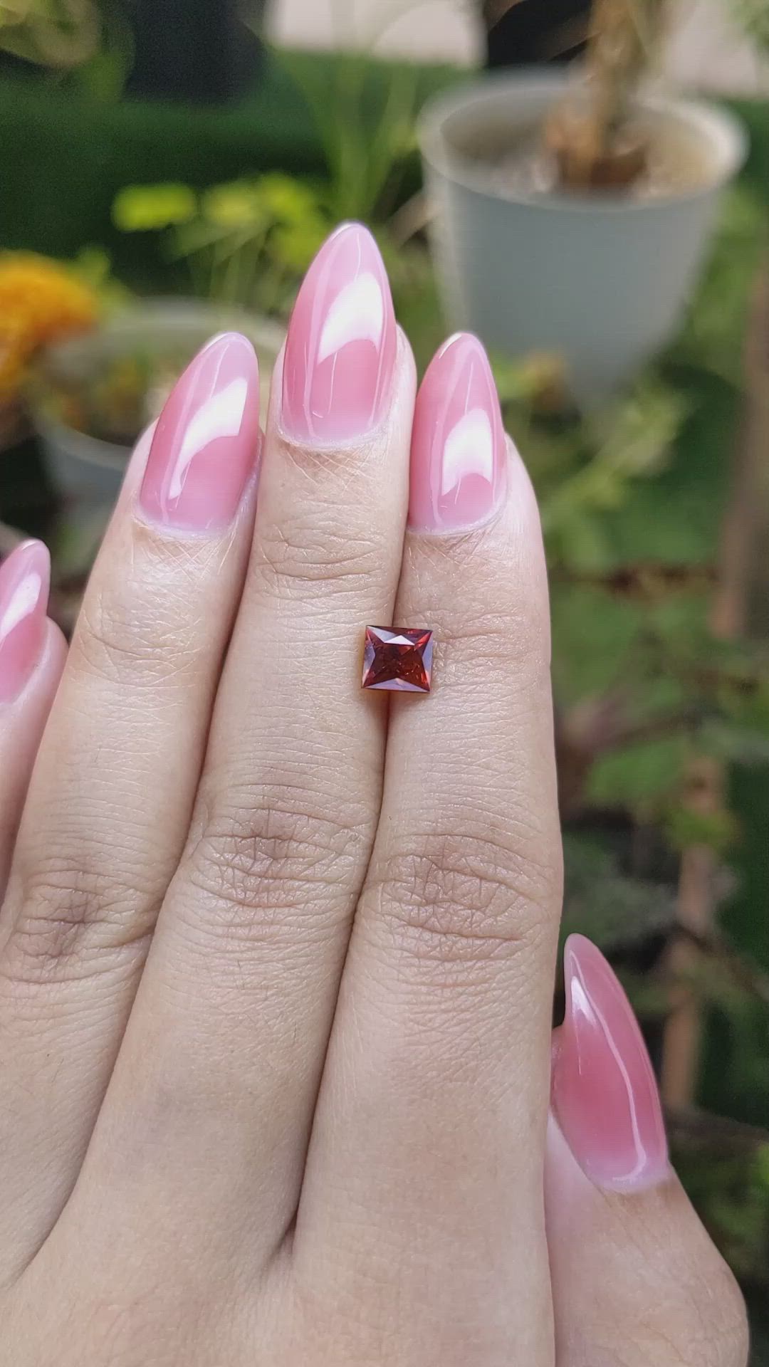 1.46 Ct. Garnet from Ceylon (Sri Lanka) Size Video