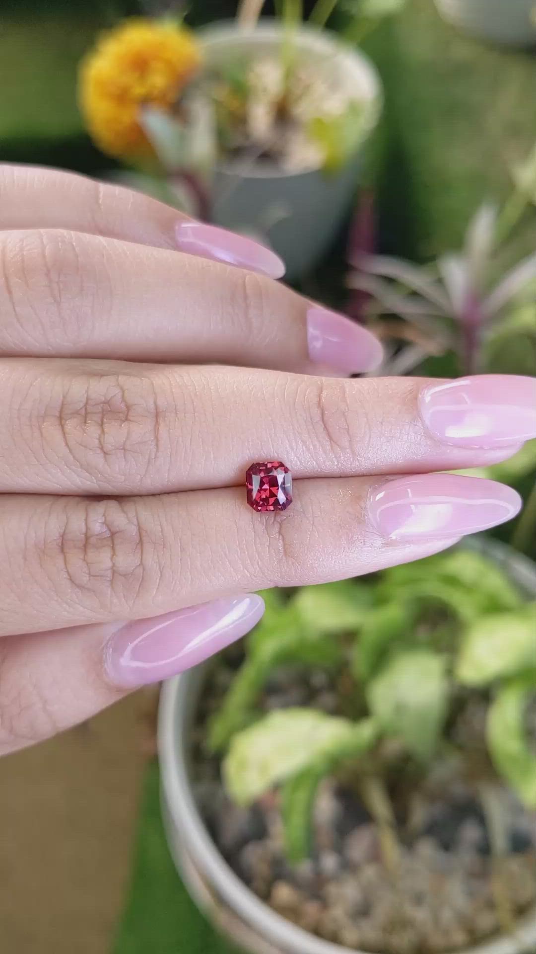 1.08 Ct. Garnet from Ceylon (Sri Lanka) Size Video