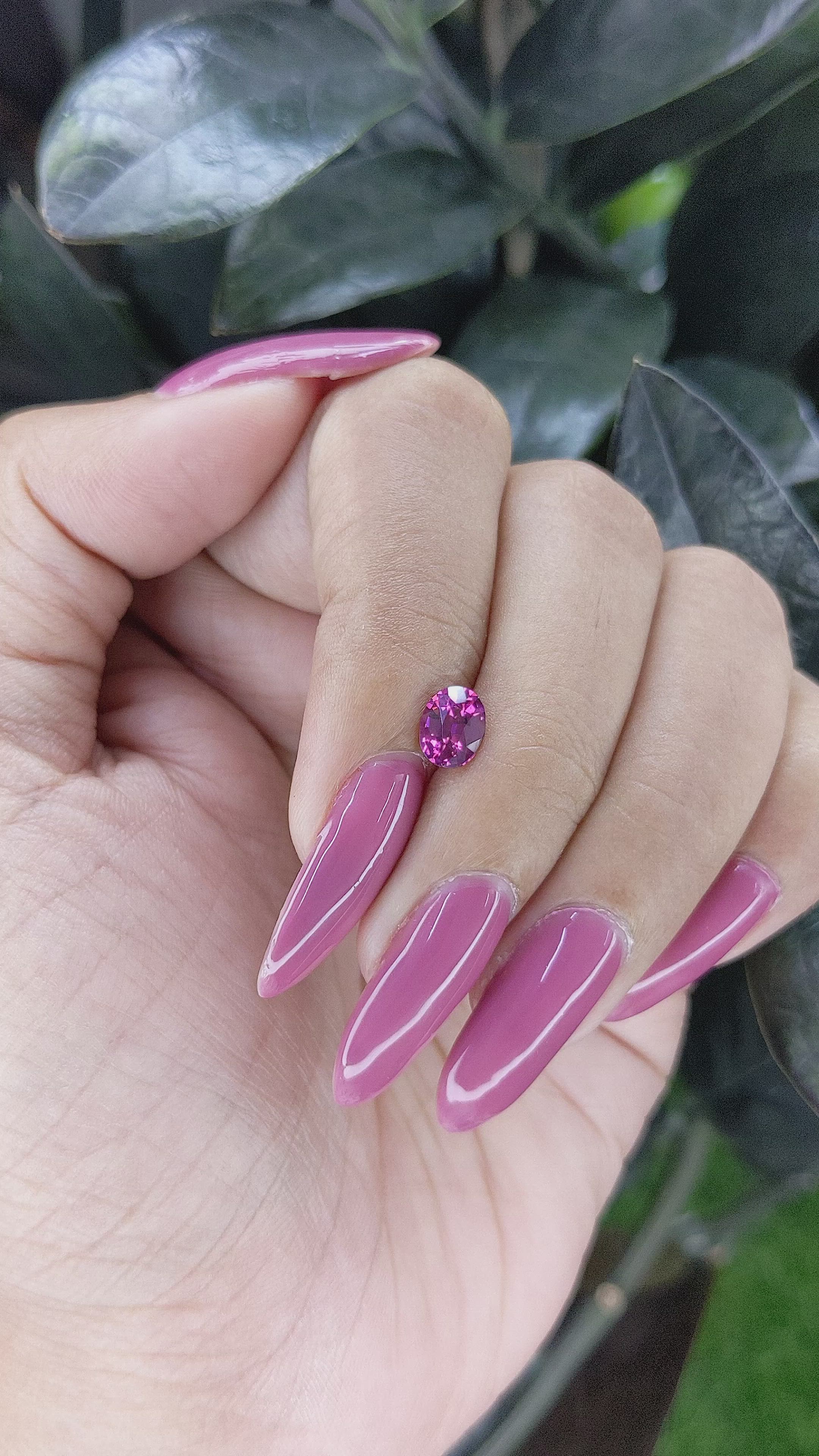 0.88 Ct. Spinel from Ceylon (Sri Lanka) Size Video