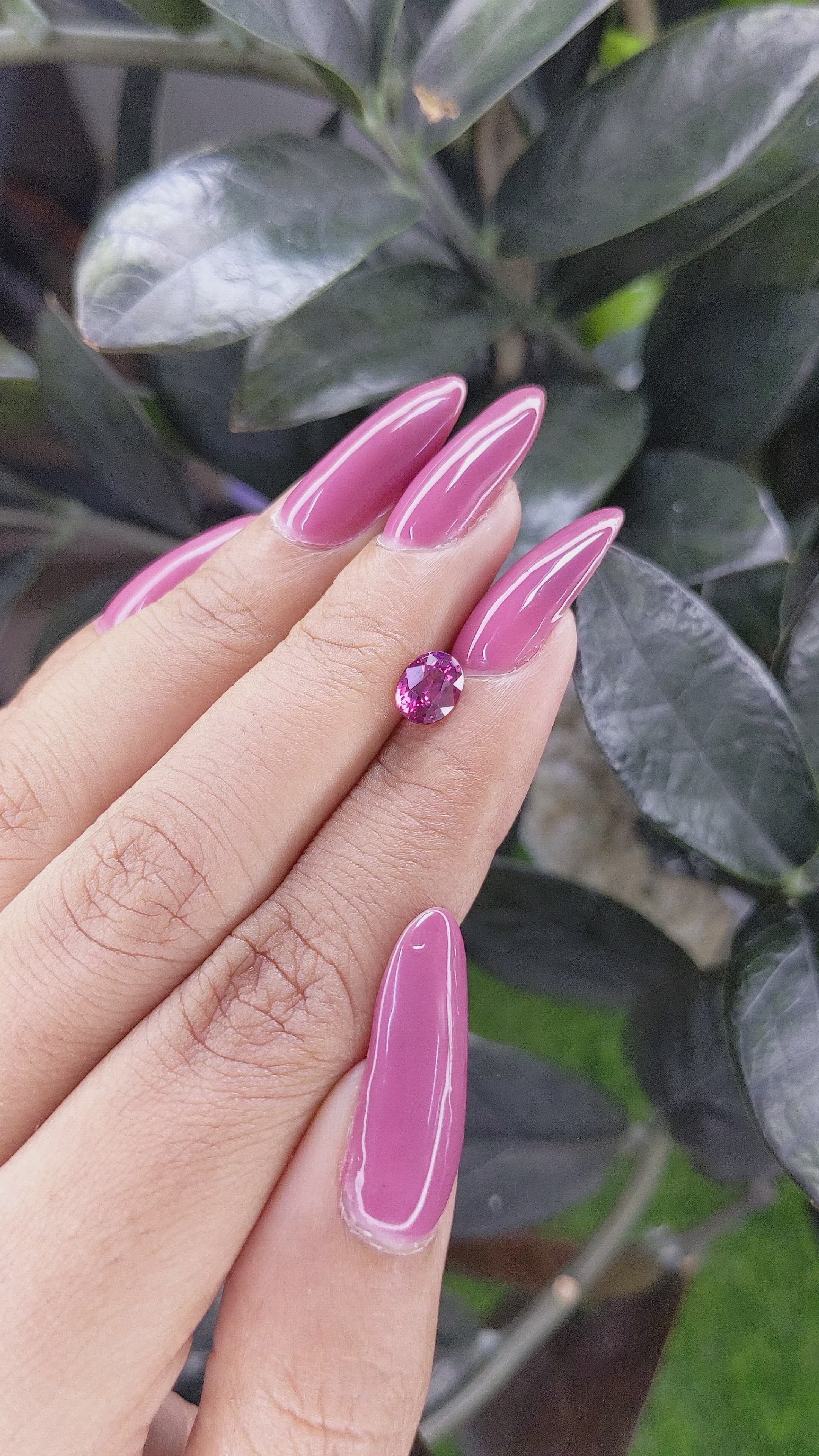 0.88 Ct. Spinel from Ceylon (Sri Lanka) Size Video