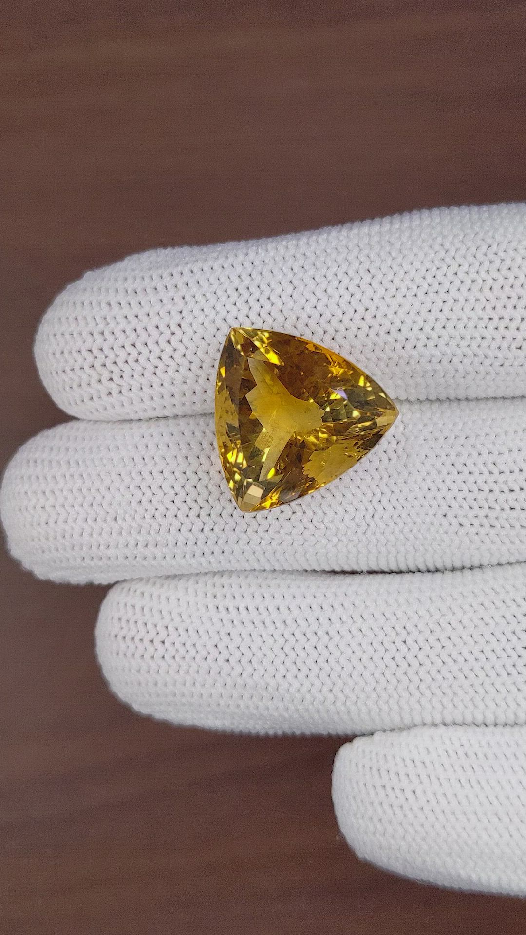 17.56 Ct. Citrine from Ceylon (Sri Lanka) Size Video