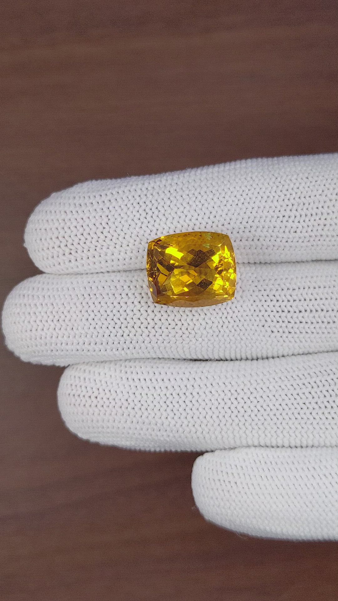 14.44 Ct. Citrine from Ceylon (Sri Lanka) Size Video