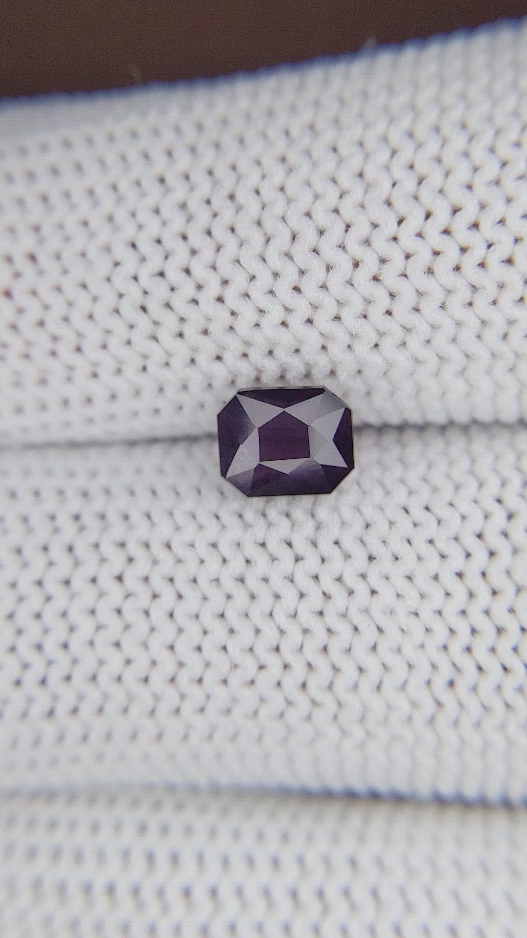 1.05 Ct. Spinel from Ceylon (Sri Lanka) Size Video