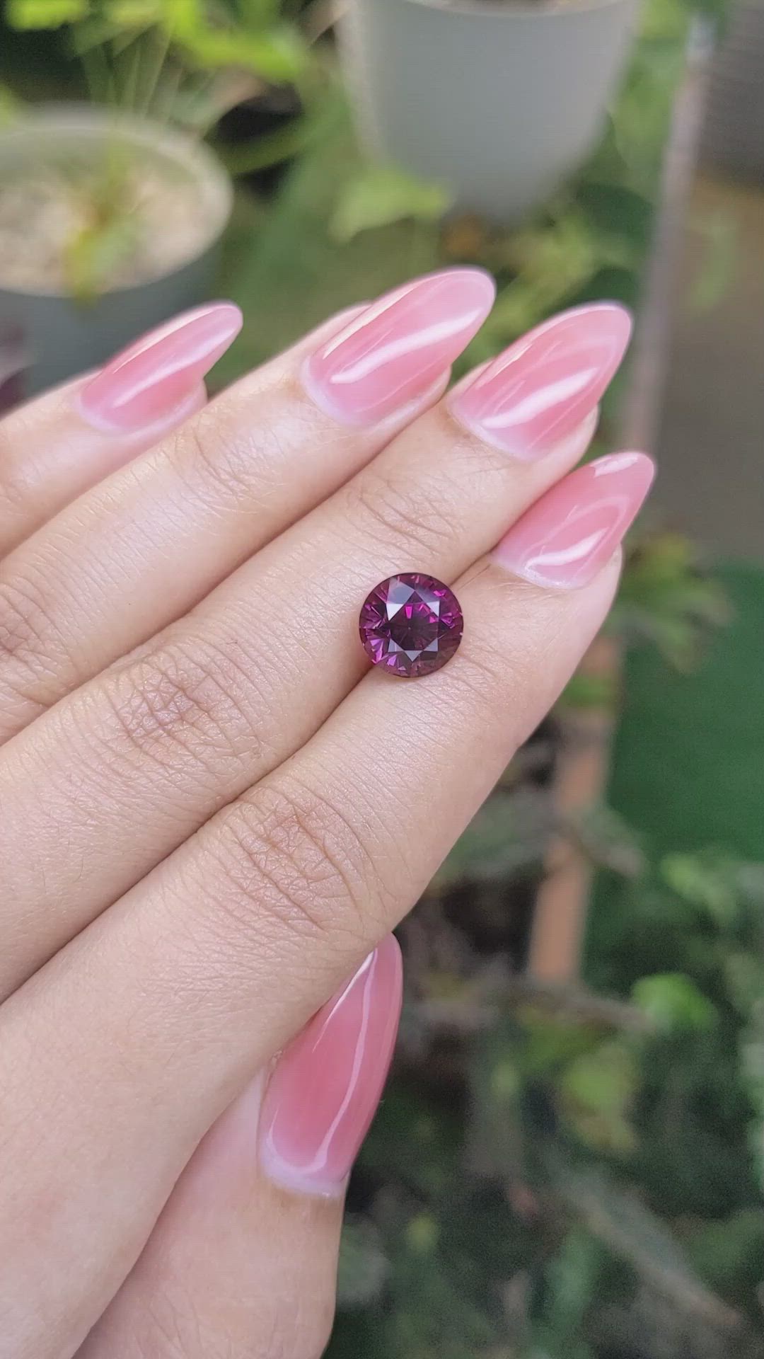 3.94 Ct. Garnet from Ceylon (Sri Lanka) Size Video
