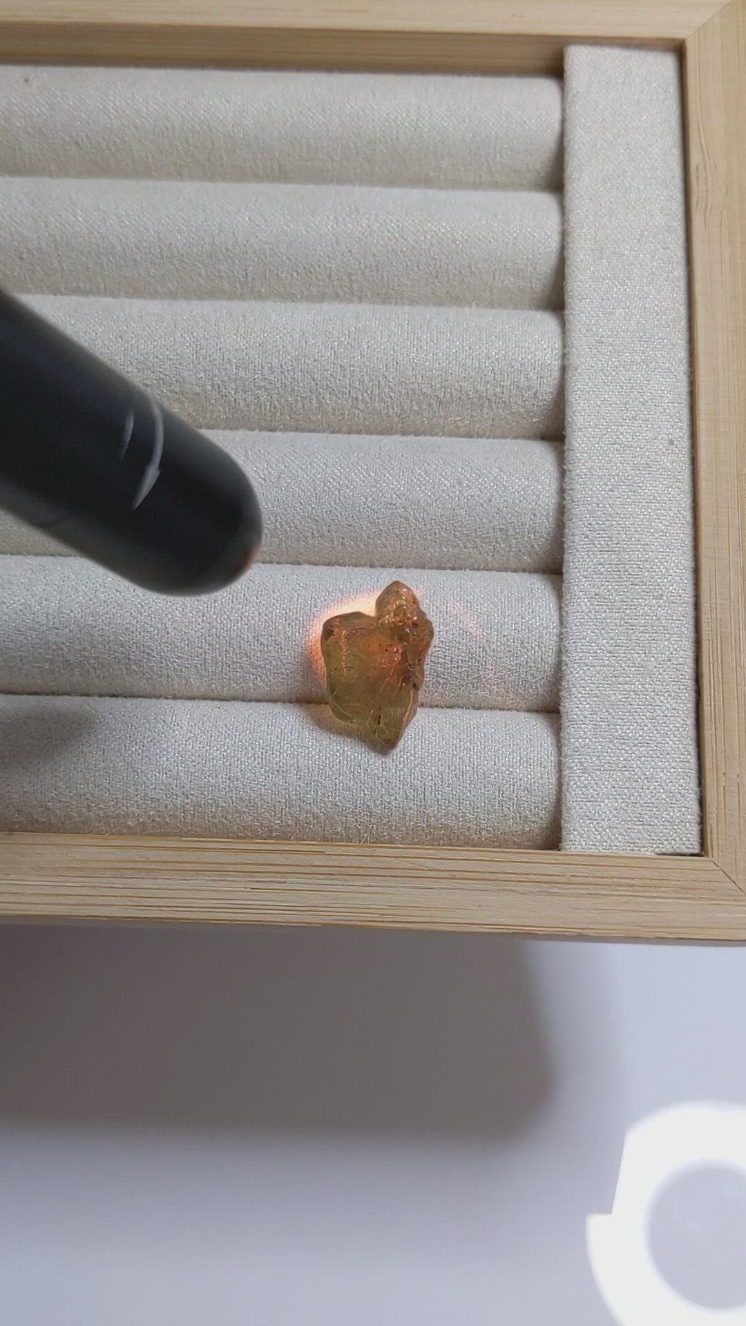 10.41 Ct. Alexandrite Crystal from Ceylon (Sri Lanka) Size Video