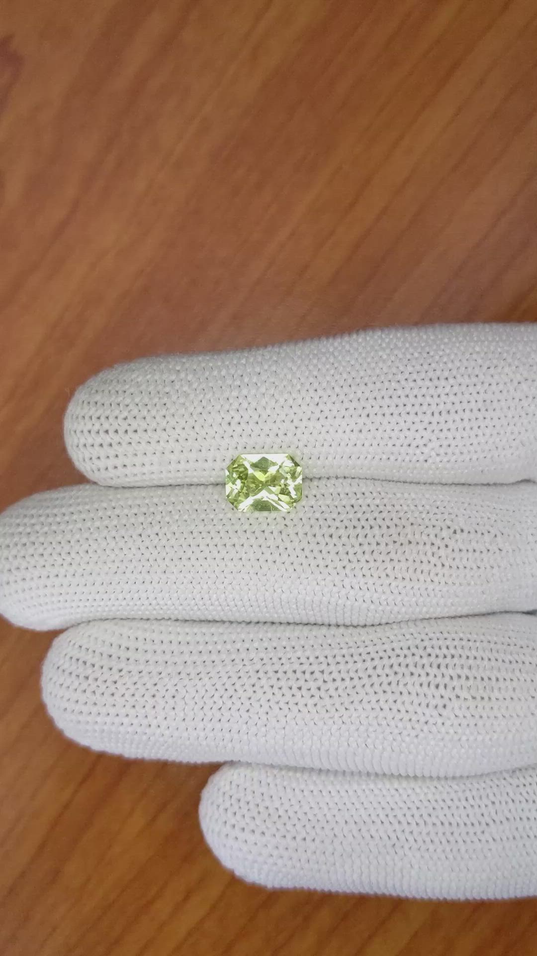 1.87 Ct. Chrysoberyl from Ceylon (Sri Lanka) Size Video