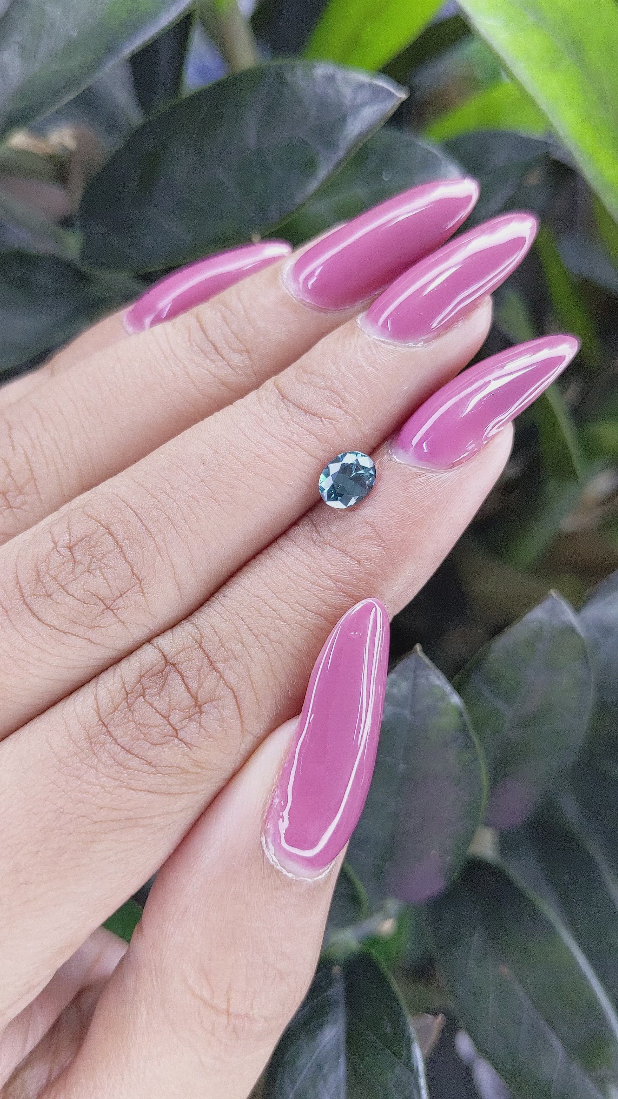 0.65 Ct. Spinel from Ceylon (Sri Lanka) Size Video