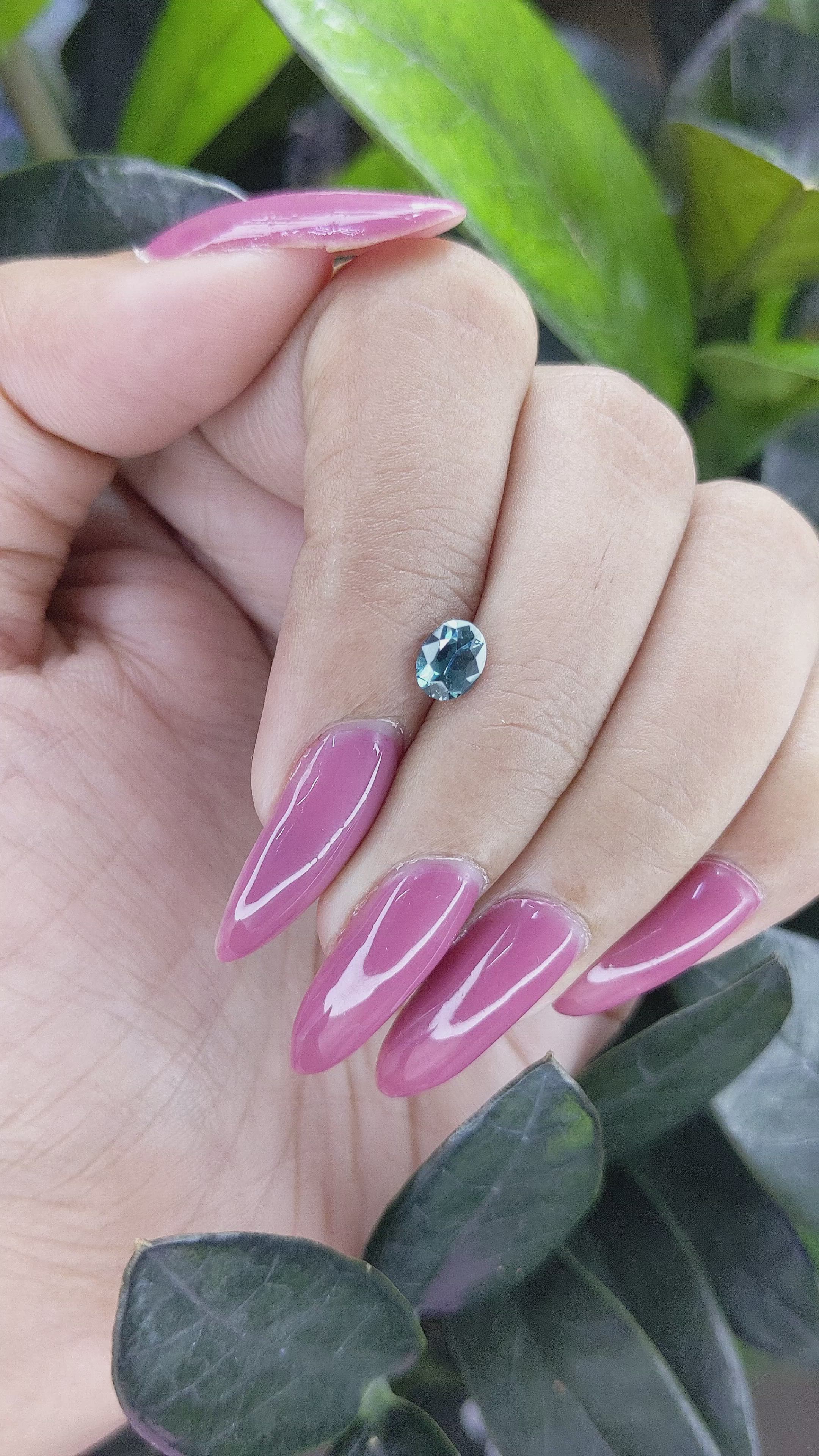 0.65 Ct. Spinel from Ceylon (Sri Lanka) Size Video