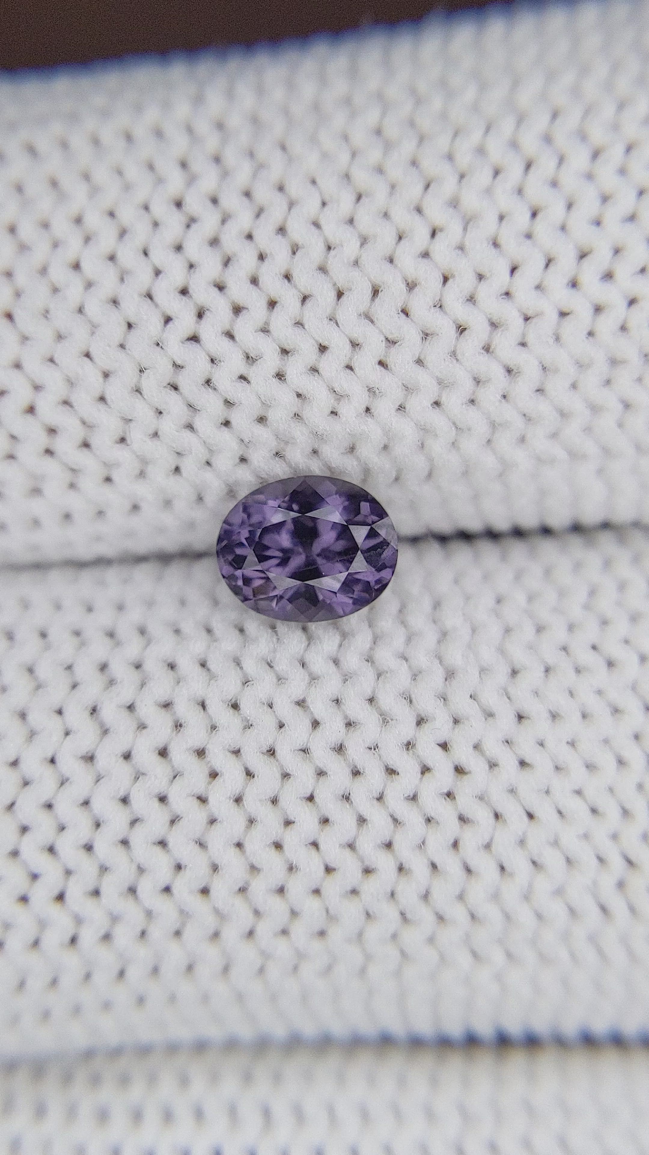 0.79 Ct. Spinel from Ceylon (Sri Lanka) Size Video