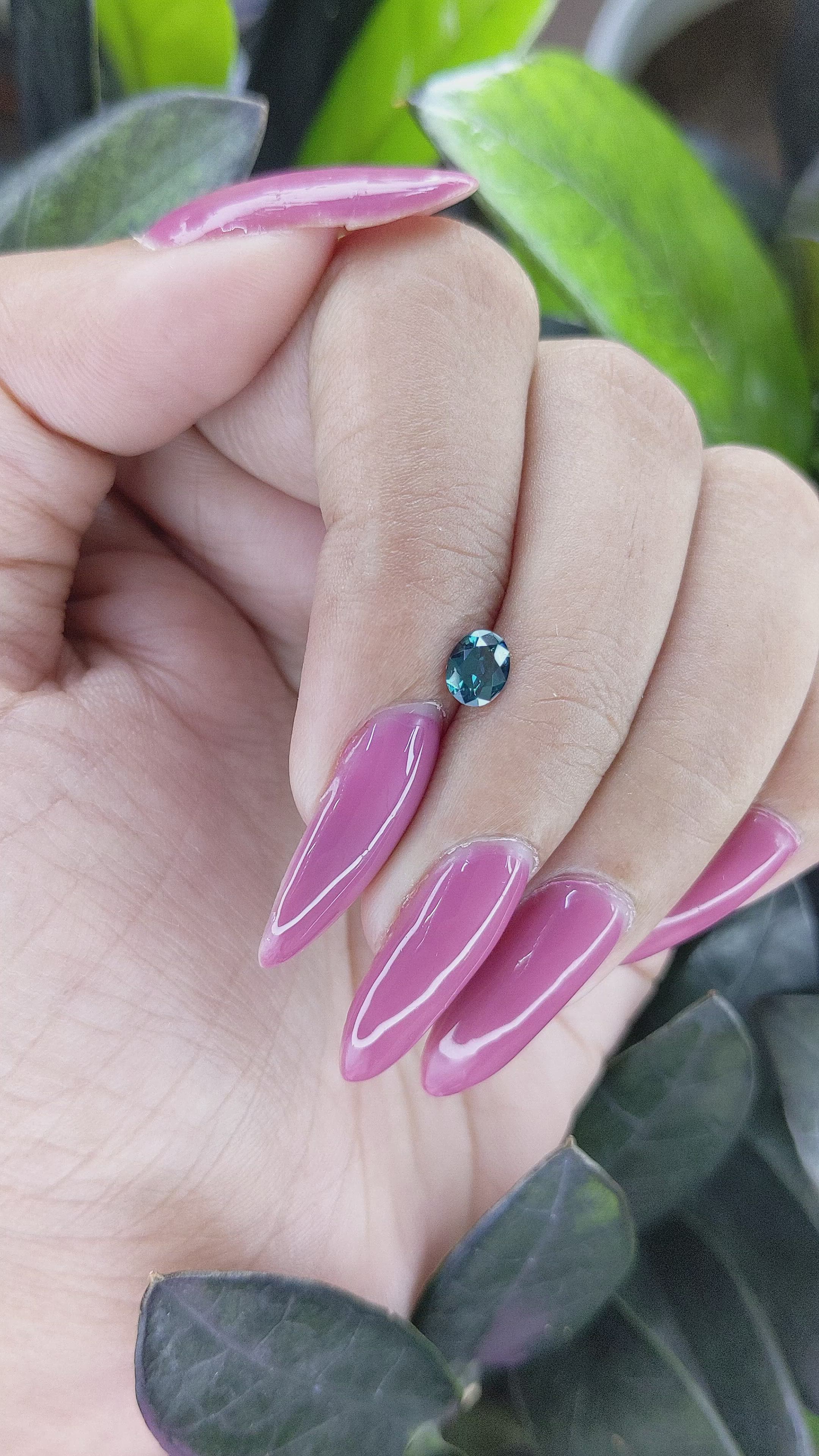 0.46 Ct. Spinel from Ceylon (Sri Lanka) Size Video