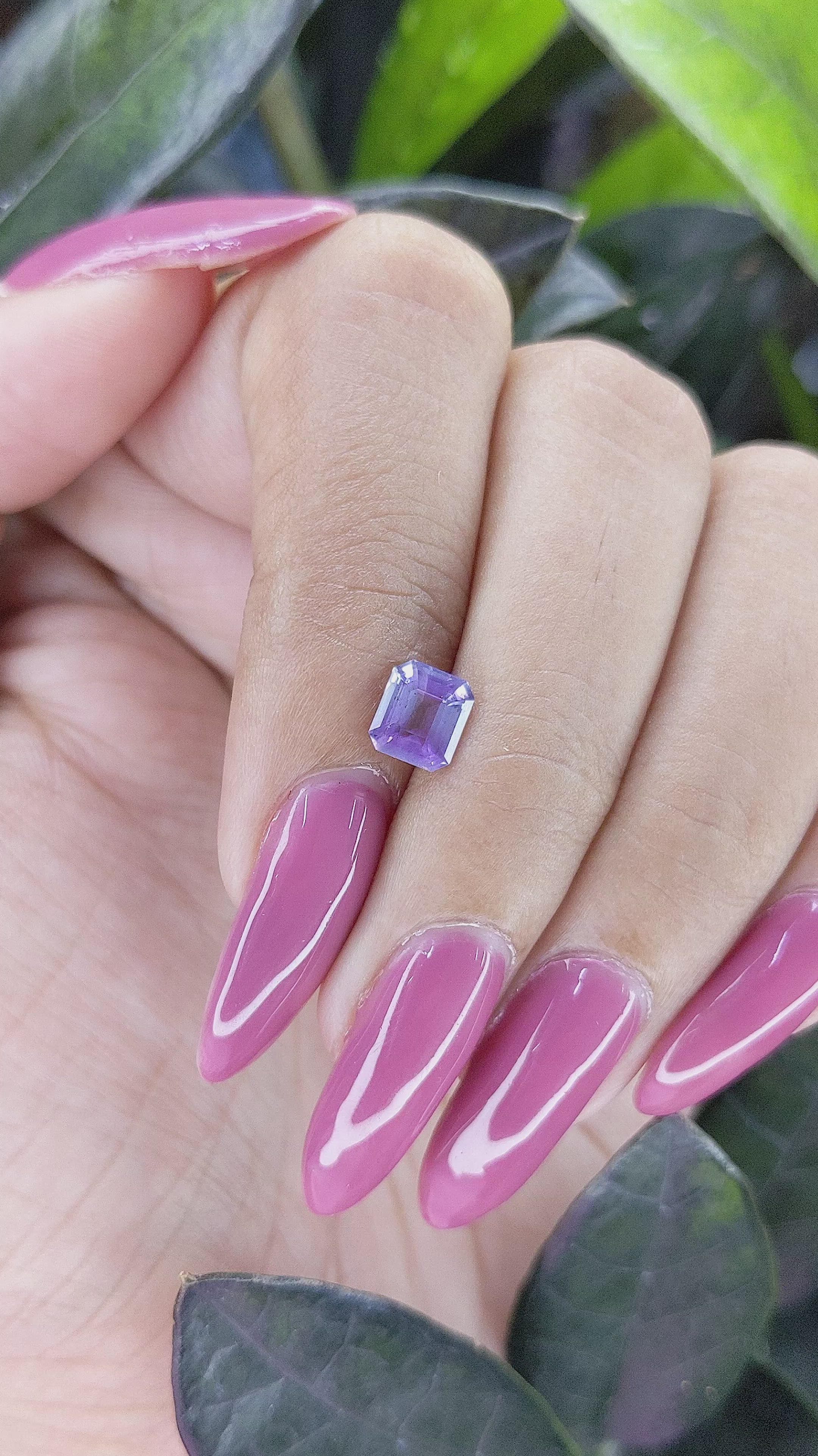 1.01 Ct. Spinel from Ceylon (Sri Lanka) Size Video