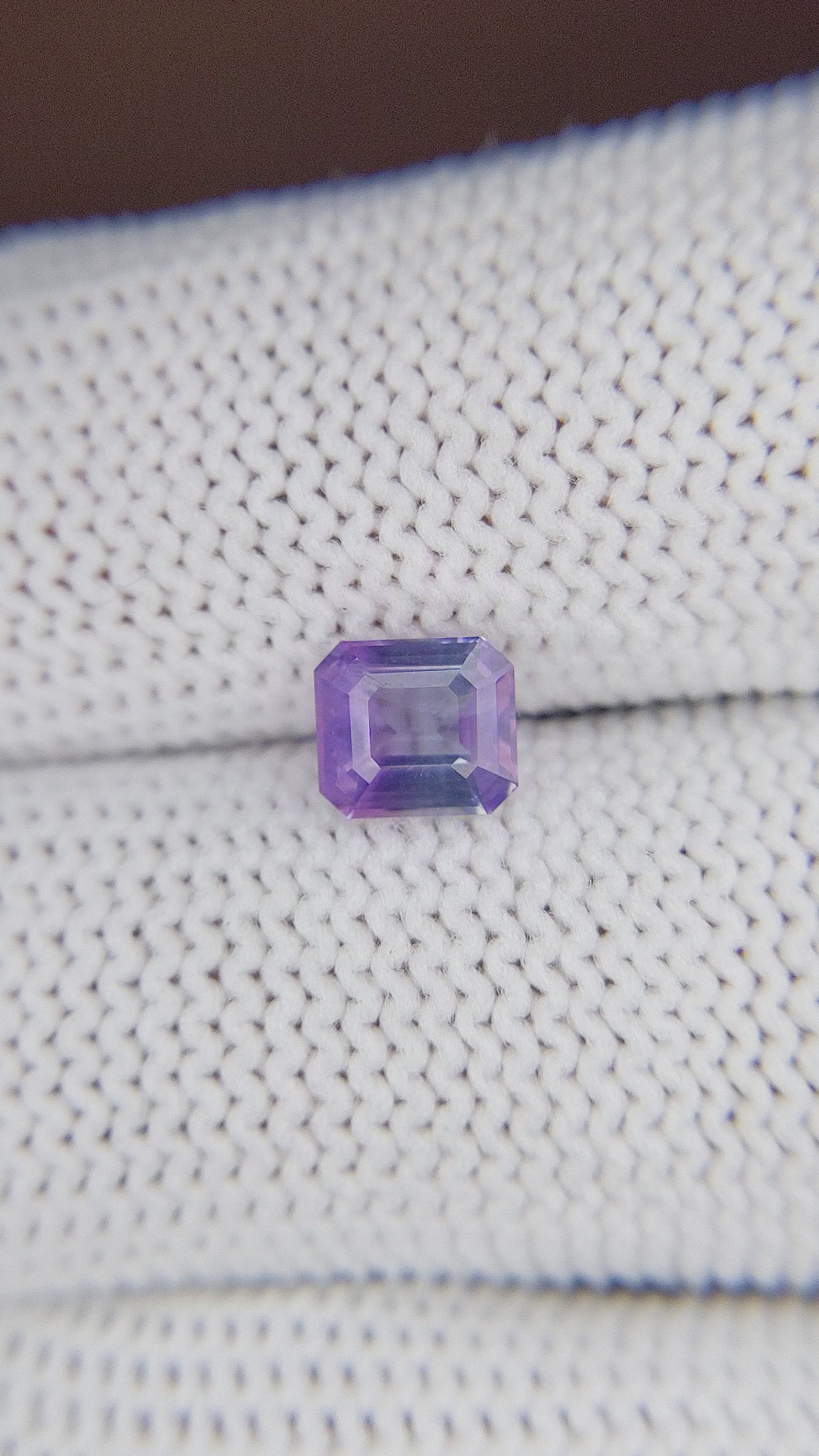 1.01 Ct. Spinel from Ceylon (Sri Lanka) Size Video