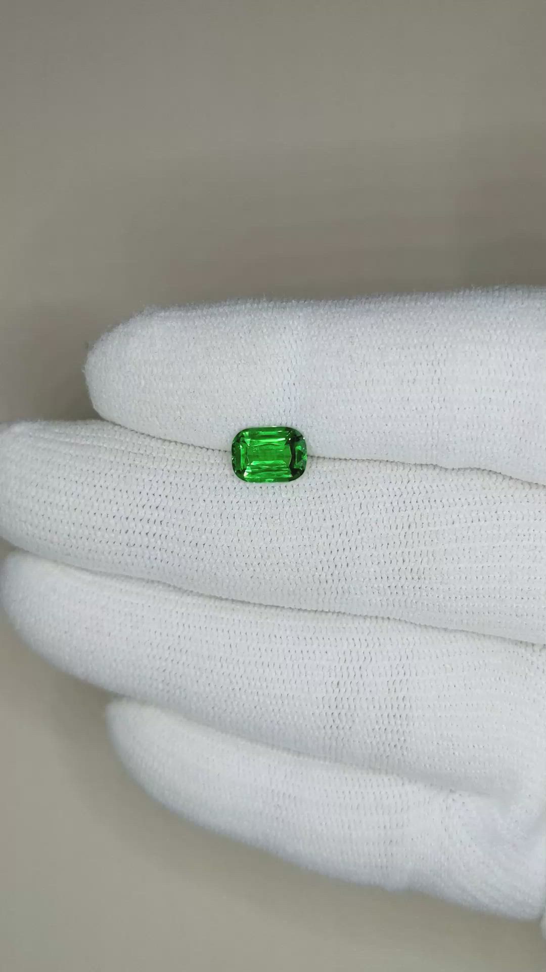1.51 Ct. Tsavorite Garnet from Tanzania Size Video