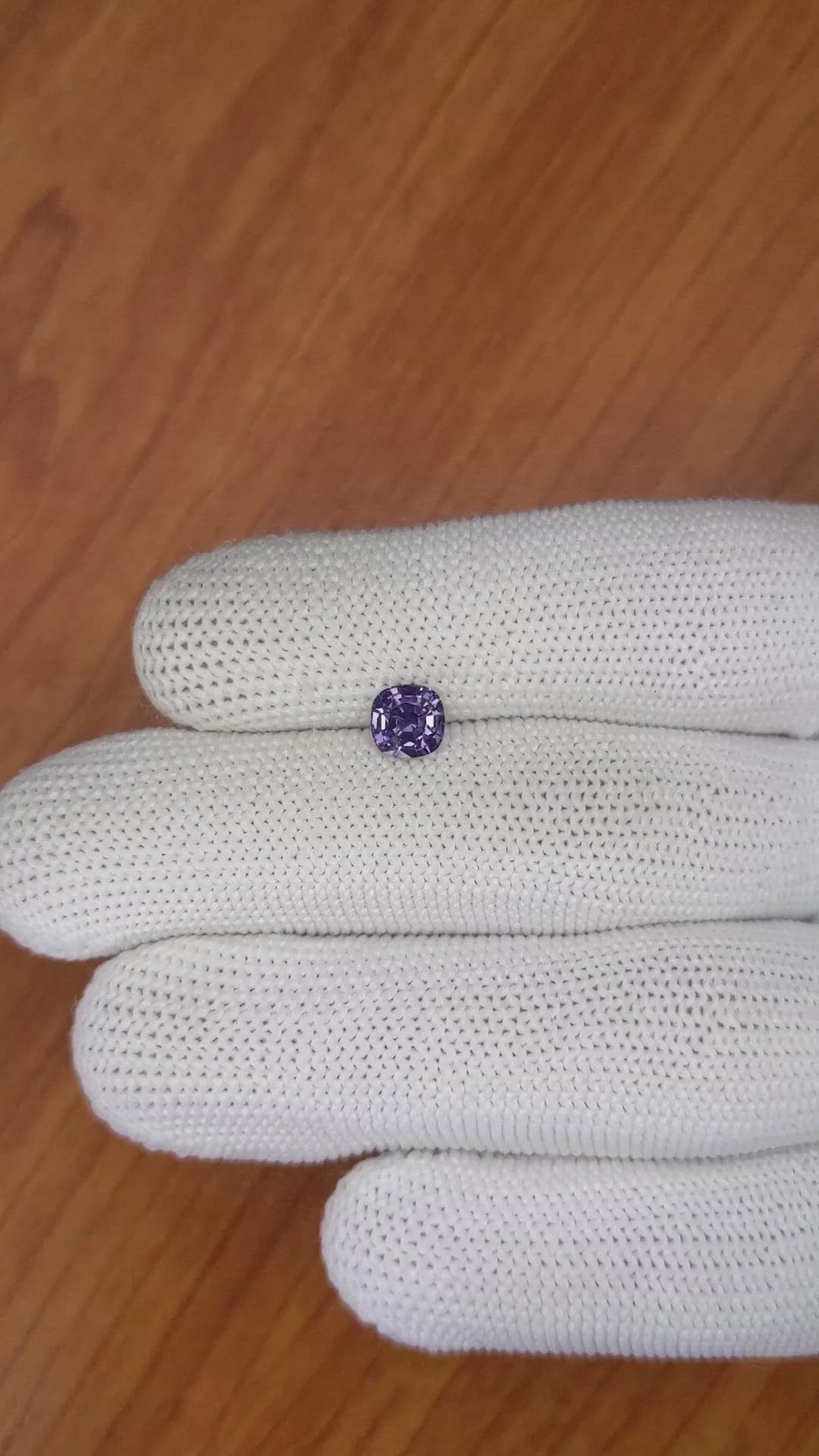 0.99 Ct. Spinel from Ceylon (Sri Lanka) Size Video