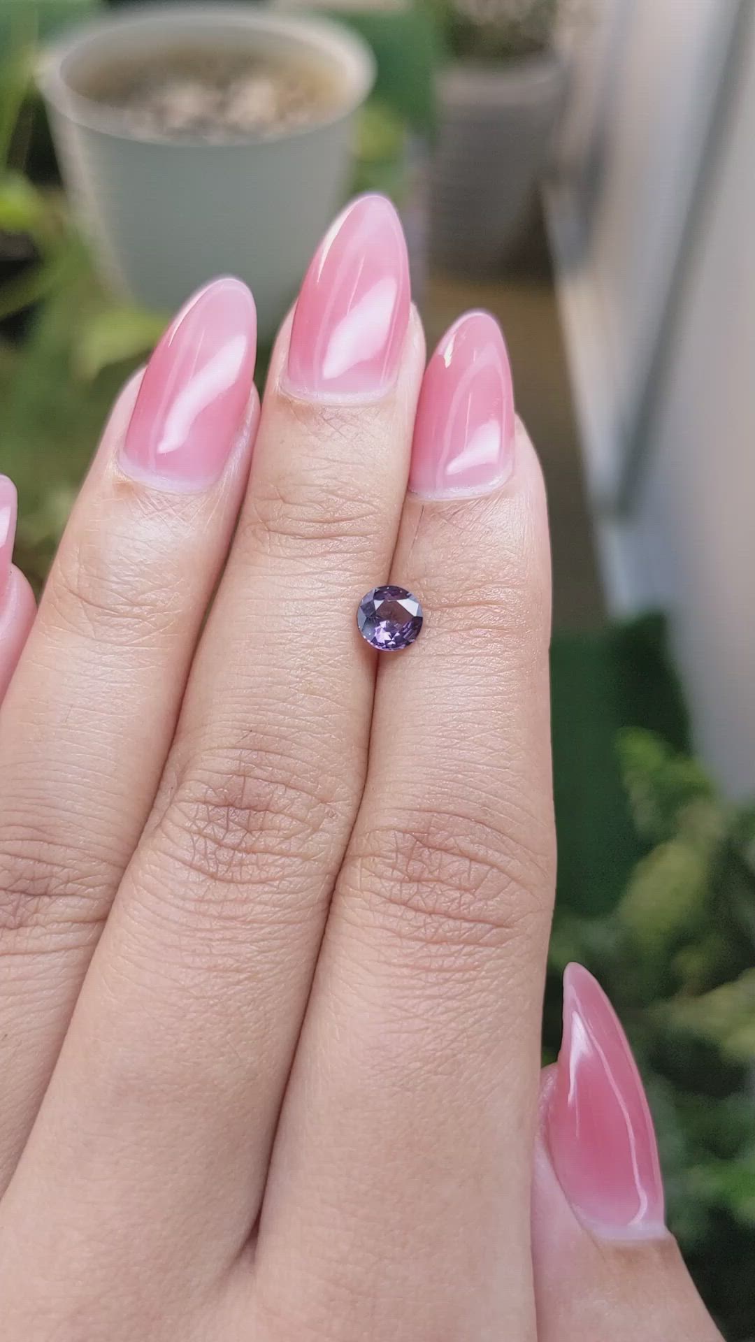 0.60 Ct. Spinel from Ceylon (Sri Lanka) Size Video