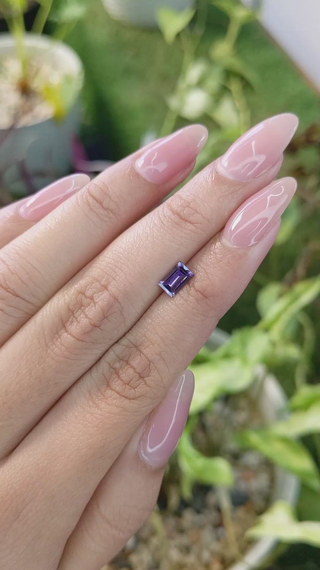 0.67 Ct. Spinel from Ceylon (Sri Lanka) Size Video