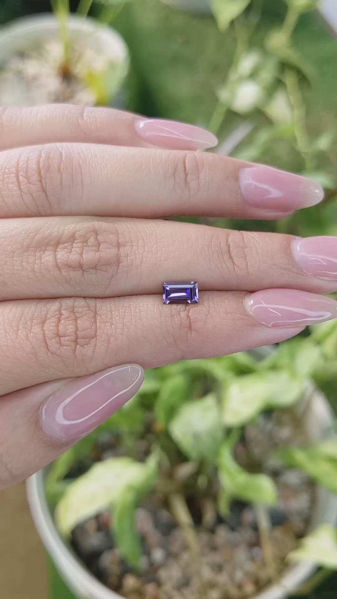 0.67 Ct. Spinel from Ceylon (Sri Lanka) Size Video