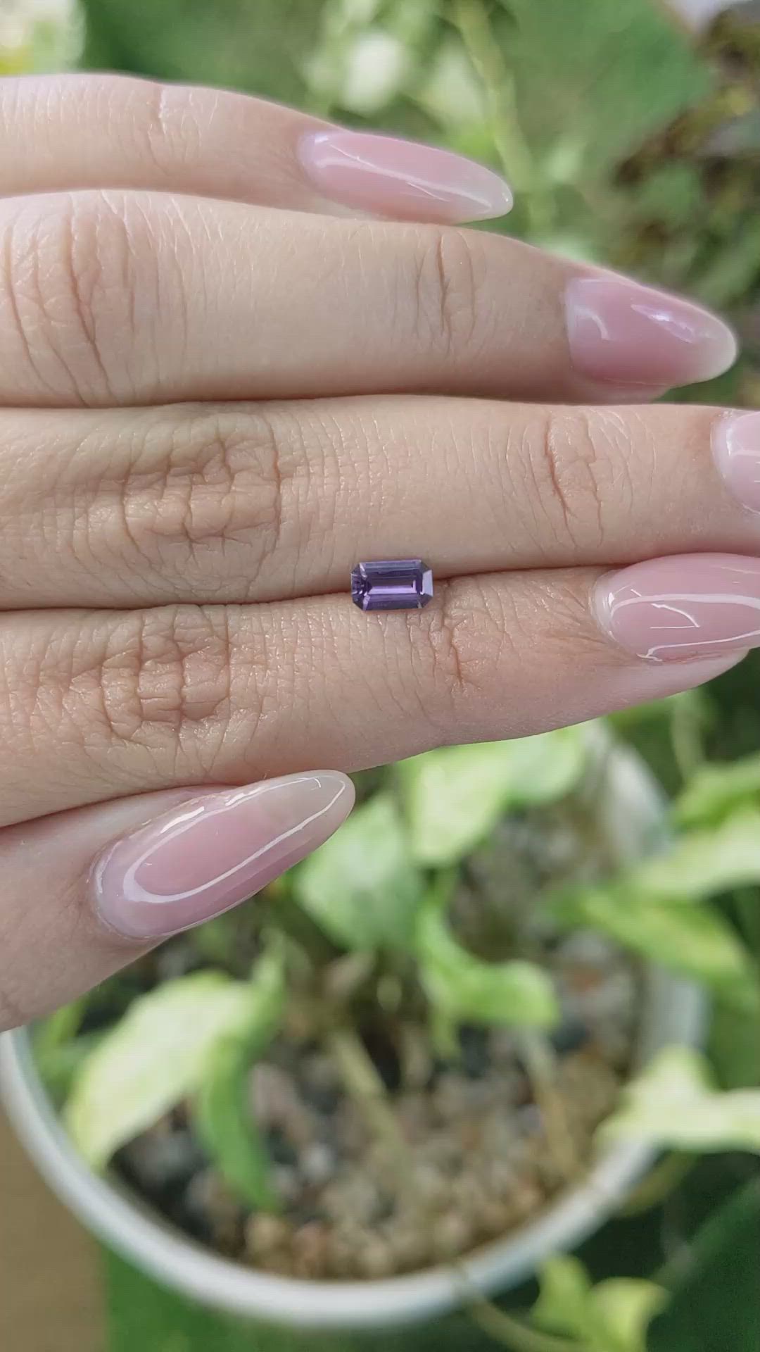 0.42 Ct. Spinel from Ceylon (Sri Lanka) Size Video