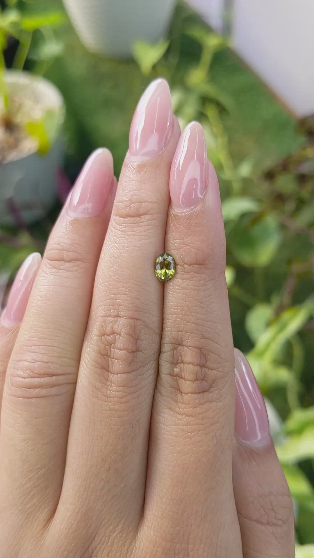 0.63 Ct. Spinel from Ceylon (Sri Lanka) Size Video