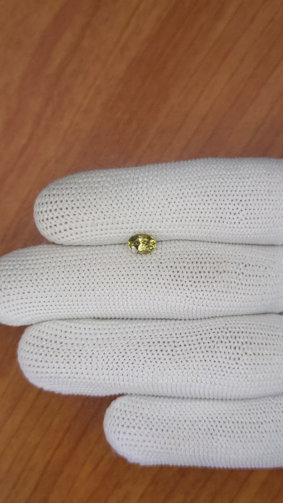 0.63 Ct. Spinel from Ceylon (Sri Lanka) Size Video