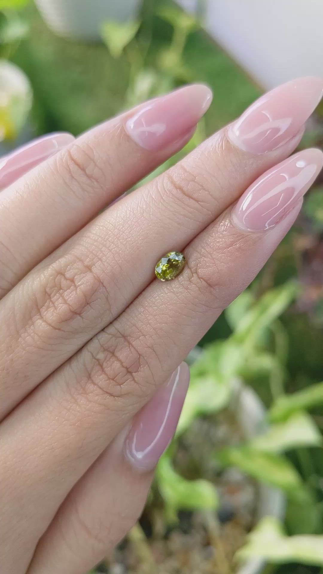 0.63 Ct. Spinel from Ceylon (Sri Lanka) Size Video