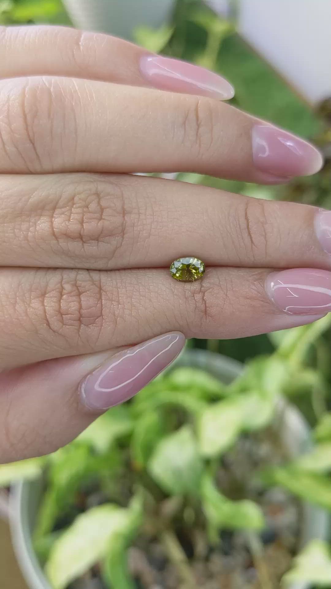 0.63 Ct. Spinel from Ceylon (Sri Lanka) Size Video