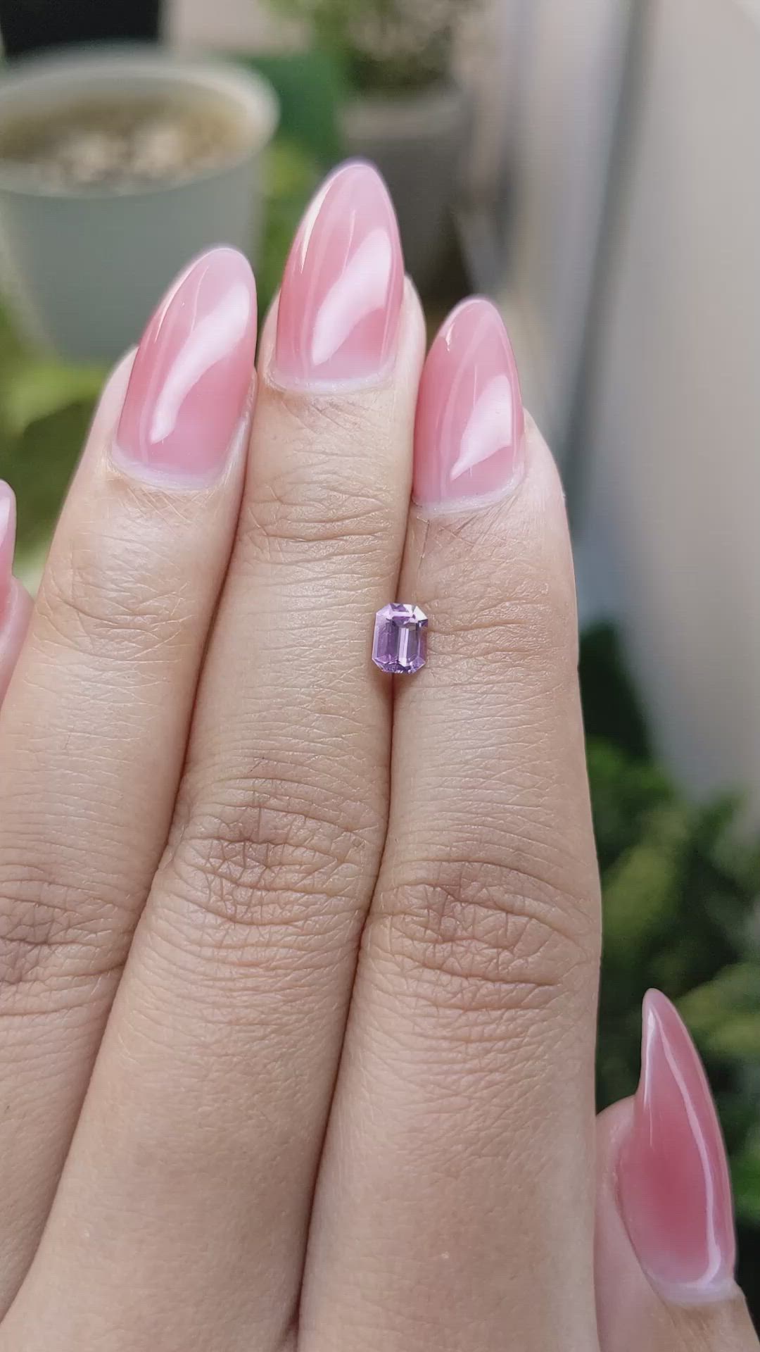 0.45 Ct. Spinel from Ceylon (Sri Lanka) Size Video